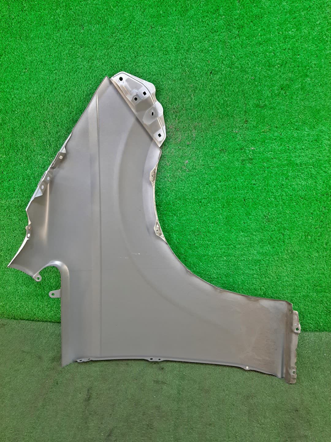 Крыло левое переднее TOYOTA SPADE NCP141, NSP140, NSP141, NCP145 6338 4 ракурс