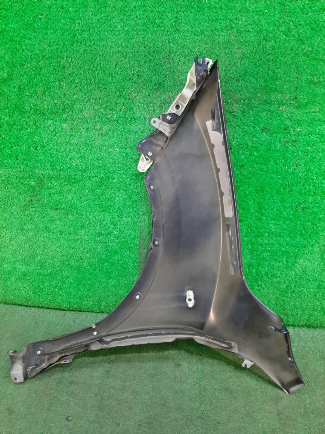 Крыло правое переднее NISSAN JUKE NF15, F15, YF15 7142 3 ракурс