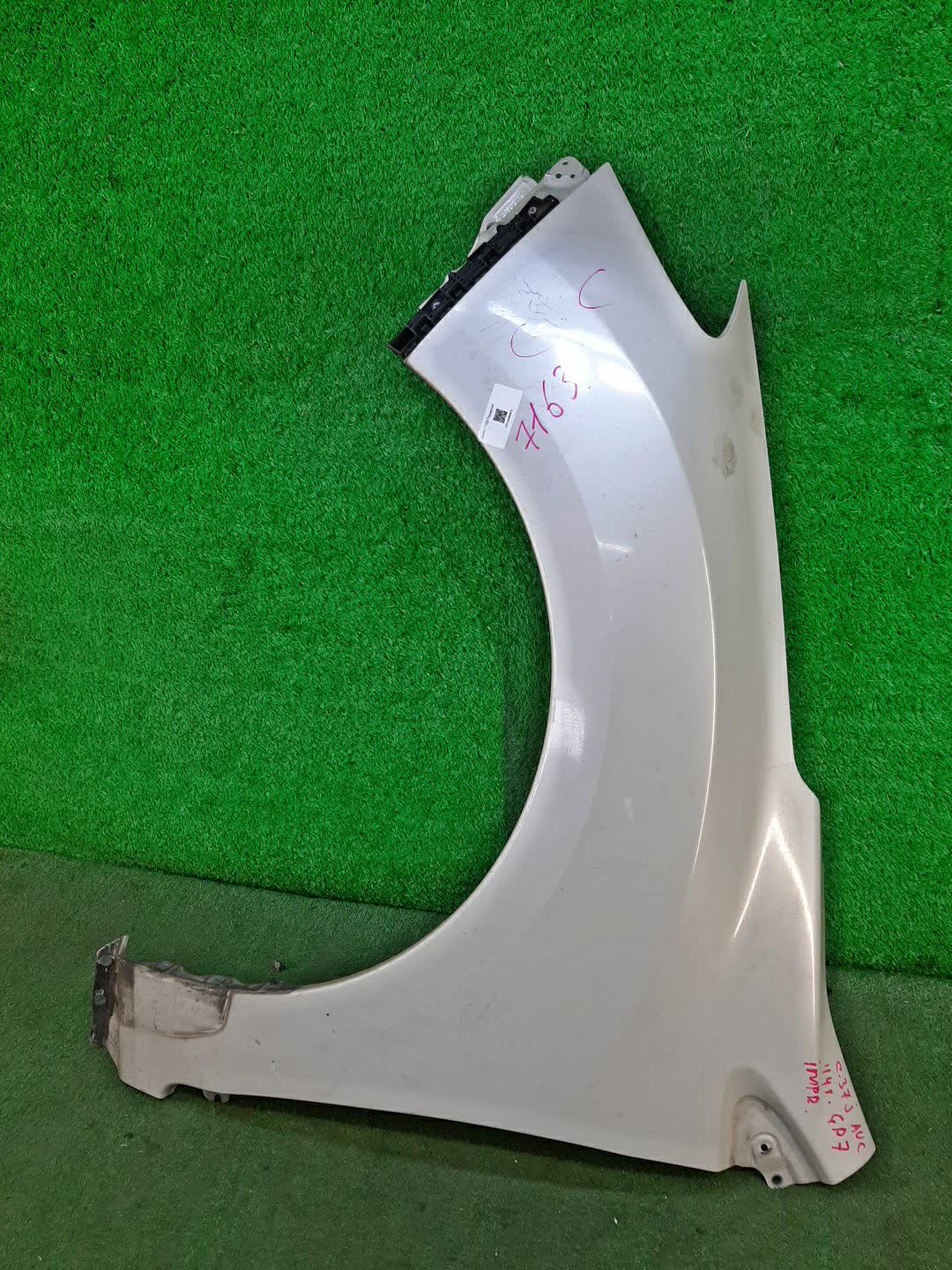 Крыло левое переднее SUBARU IMPREZA GP2, GP3, GP6, GJ2, GJ3, GJ6, GJ7, GP7 7163 1 ракурс