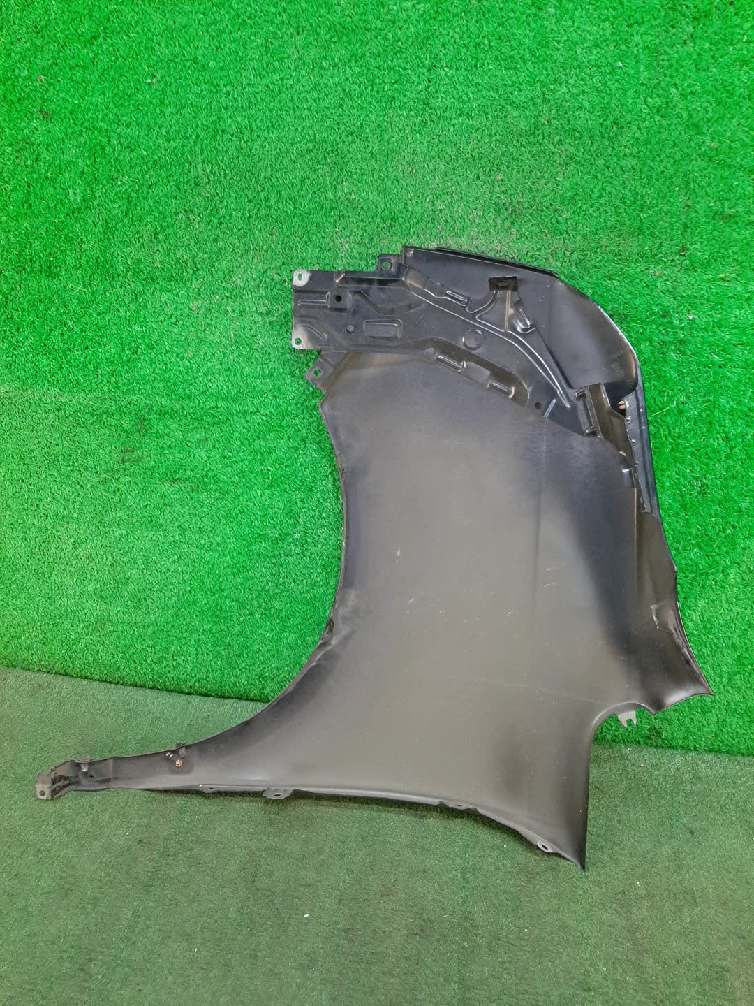 Крыло правое переднее TOYOTA VOXY ZRR75W, ZRR70W, ZRR75G, ZRR70G 7404 3 ракурс
