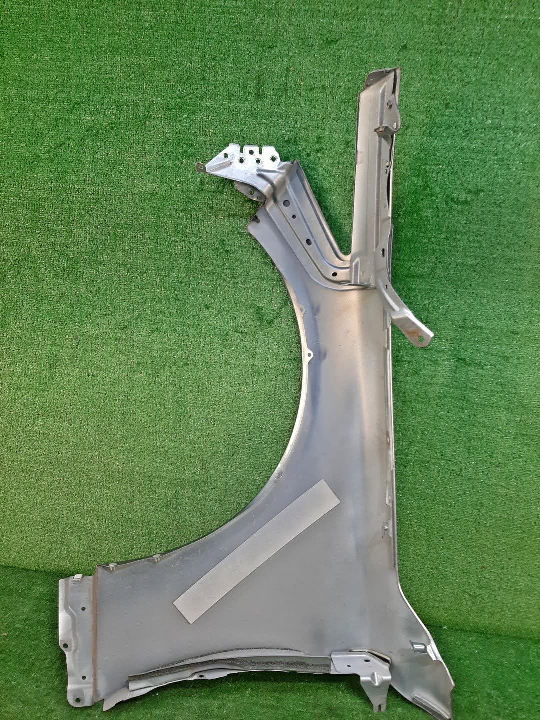 Крыло правое переднее NISSAN SKYLINE HV37 7953 3 ракурс