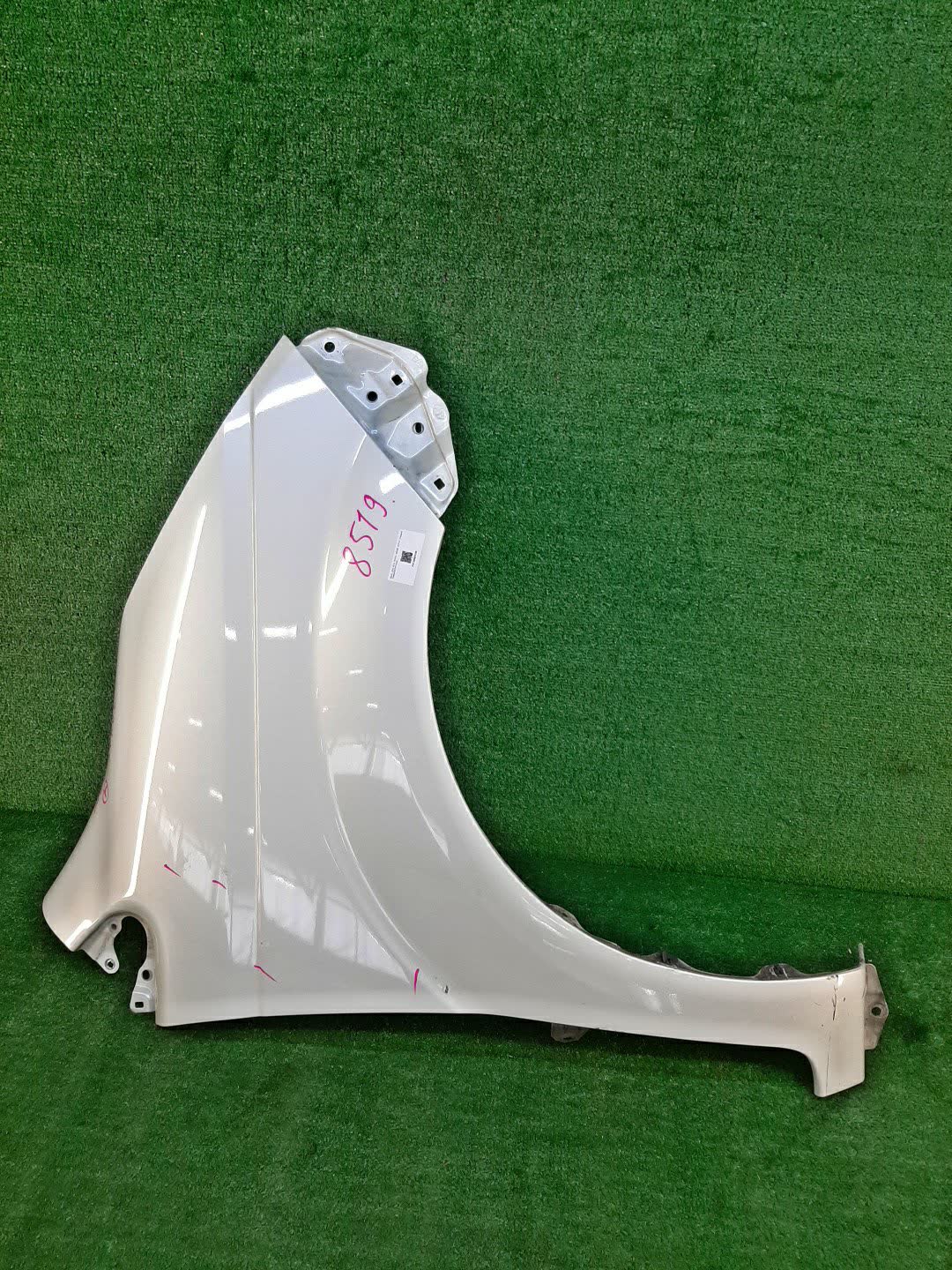 Крыло правое переднее TOYOTA SPADE NCP141, NSP140, NSP141, NCP145 8519 1 ракурс