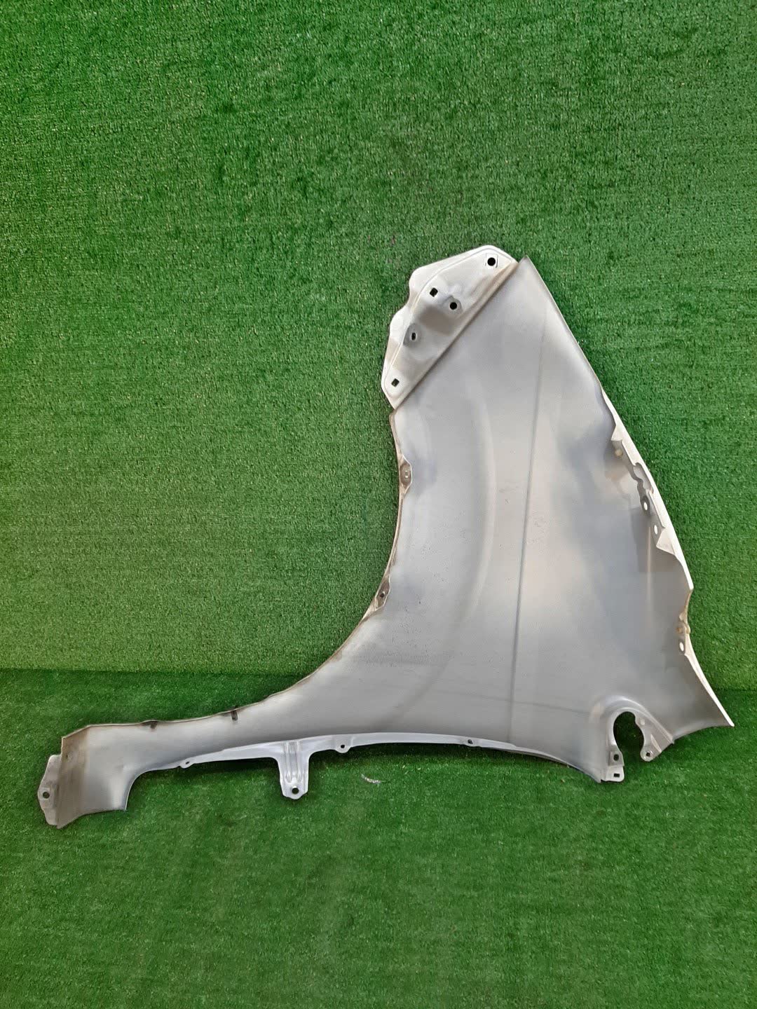 Крыло правое переднее TOYOTA SPADE NCP141, NSP140, NSP141, NCP145 8519 3 ракурс
