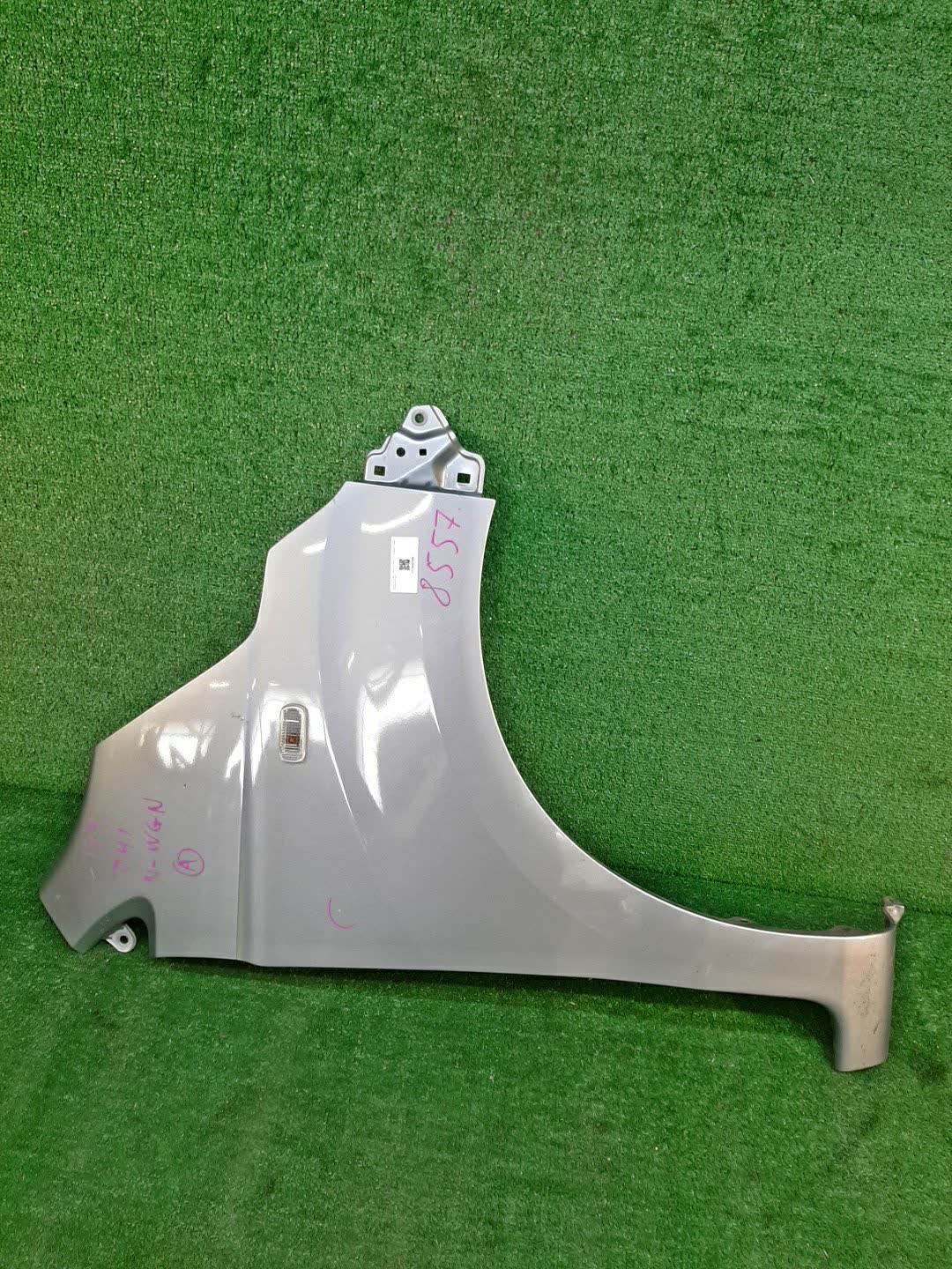 Крыло правое переднее HONDA N-WGN JH1, JH2 8557 1 ракурс