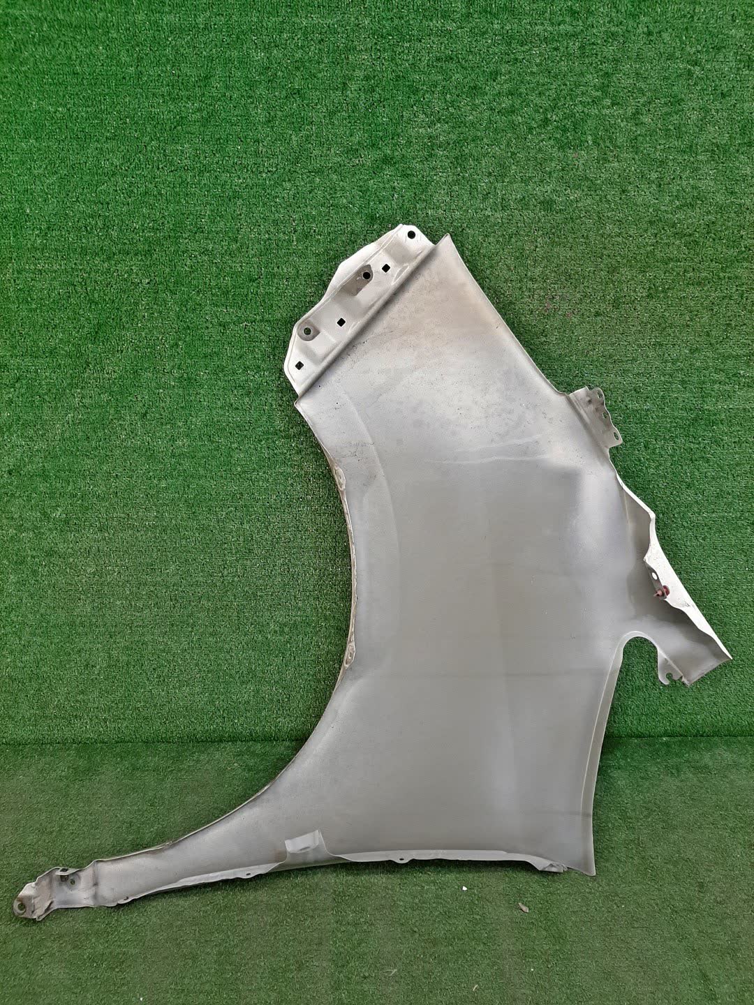 Крыло правое переднее TOYOTA NOAH, ESQUIRE ZWR80G, ZRR85W, ZRR80W, ZWR80W, ZRR80G, ZRR85G 5180 5 ракурс