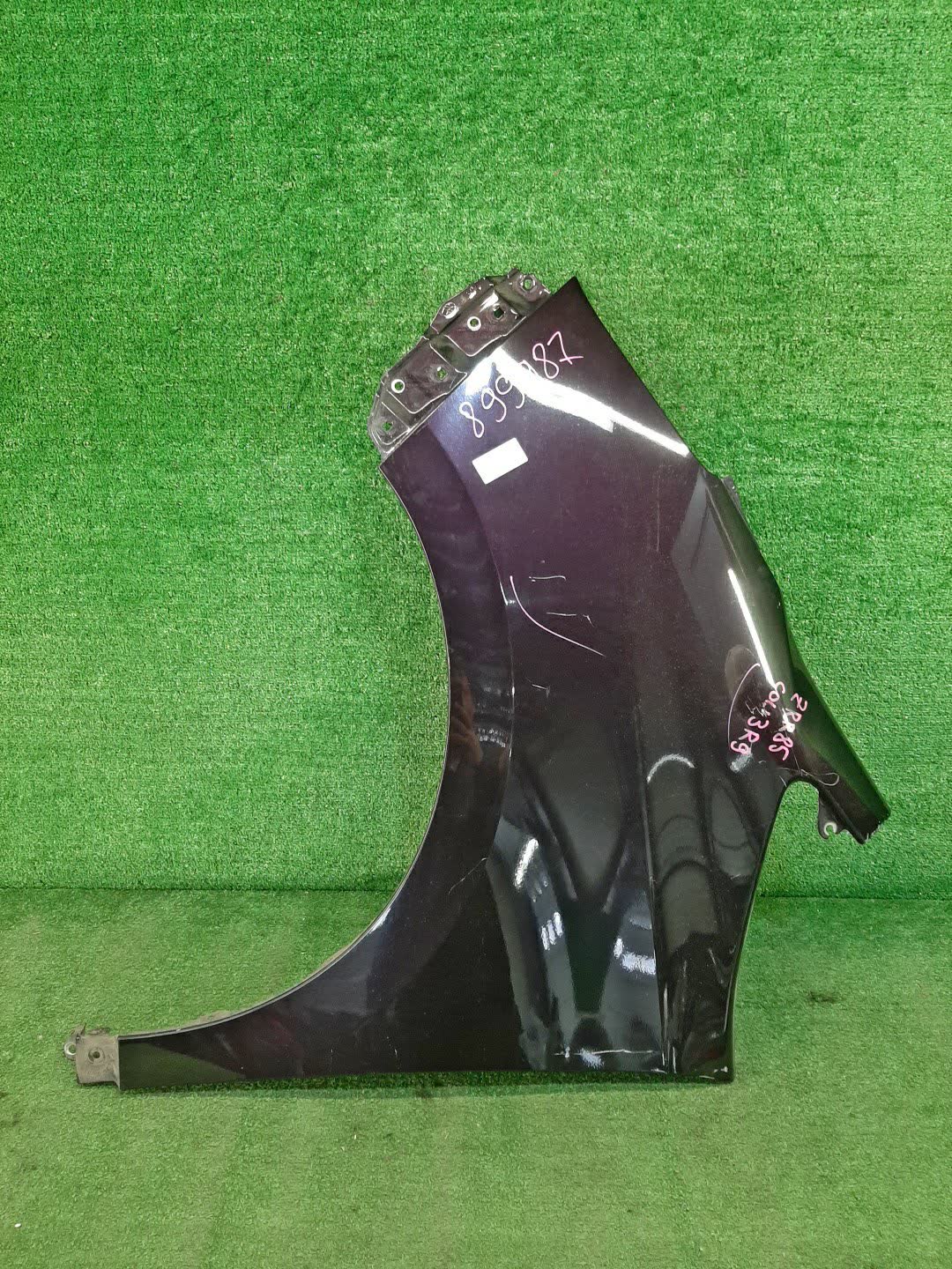 Крыло левое переднее TOYOTA NOAH, ESQUIRE ZWR80G, ZRR85W, ZRR80W, ZWR80W, ZRR80G, ZRR85G 89987 1 ракурс