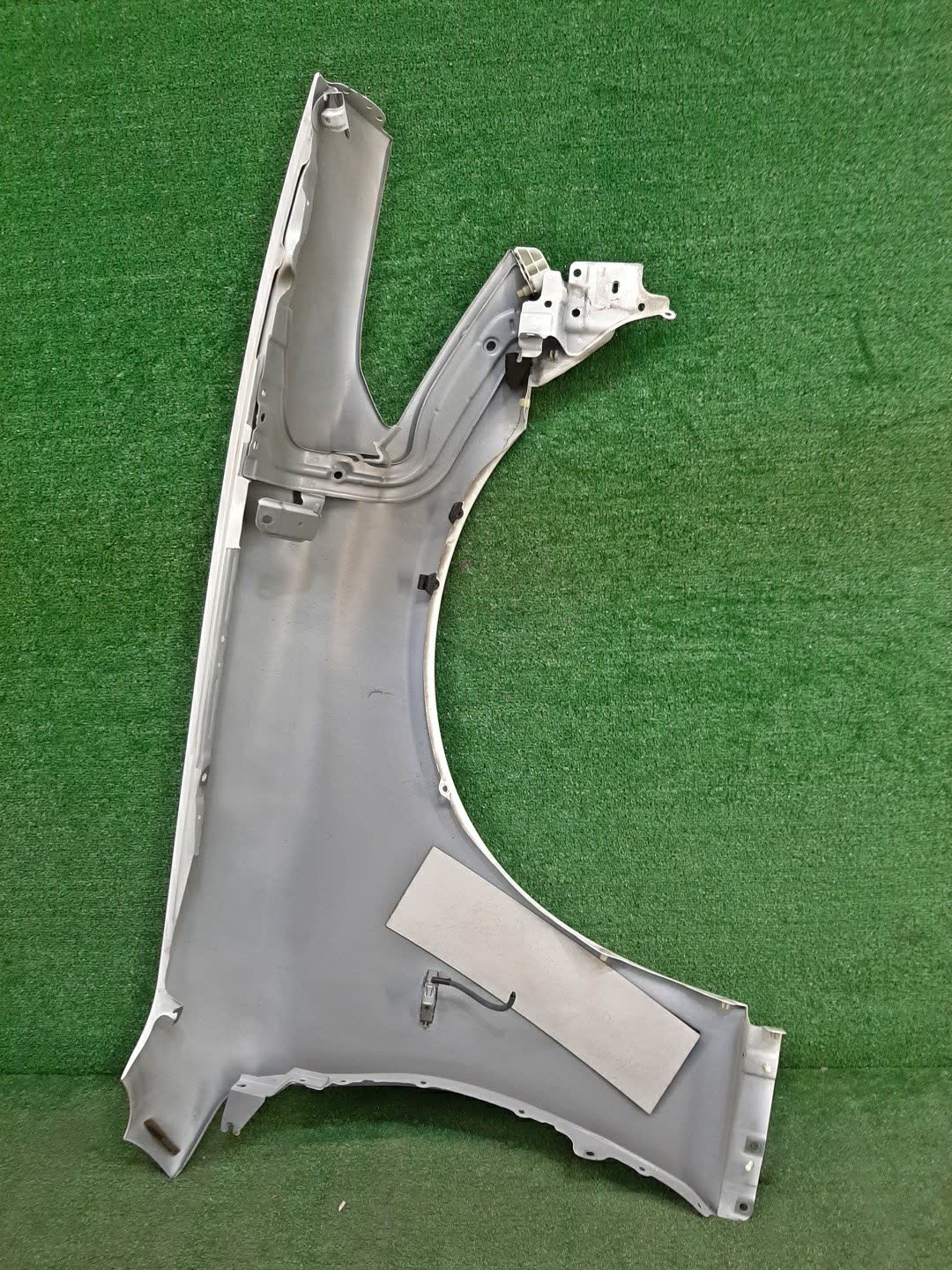 Крыло левое переднее NISSAN FUGA Y51 90036 4 ракурс