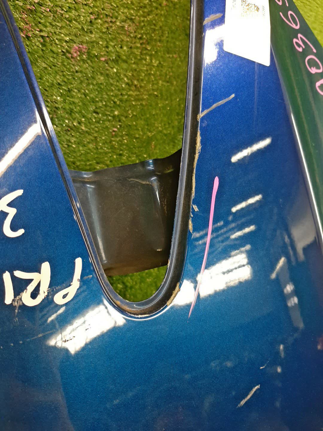 Крыло правое переднее TOYOTA PRIUS ZVW30 90369 3 ракурс