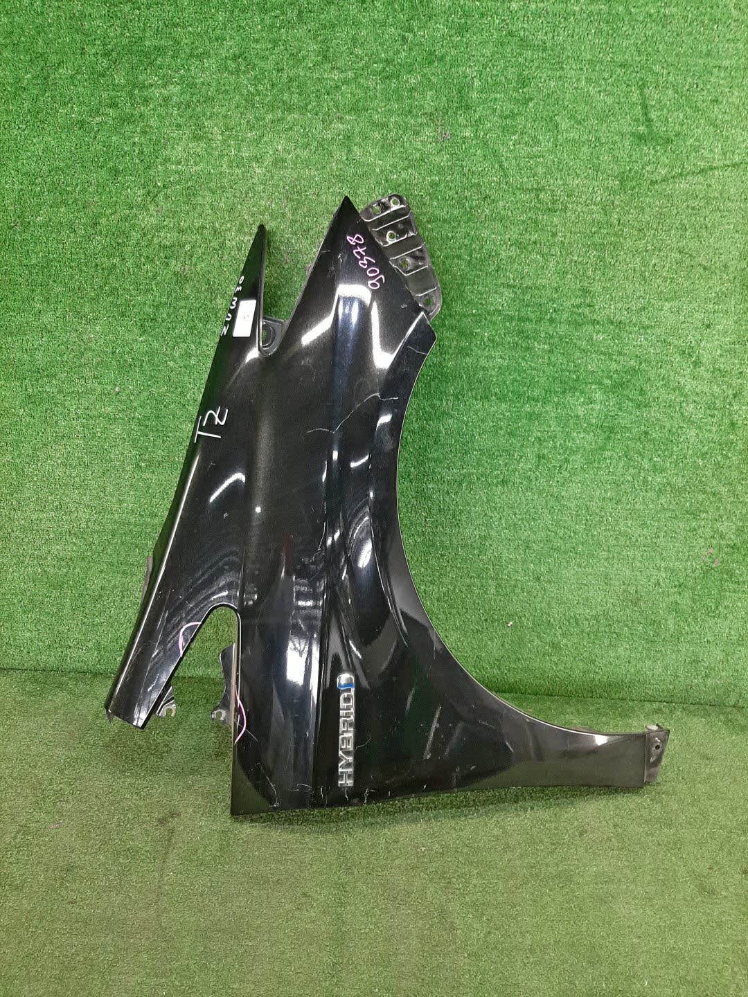 Крыло правое переднее TOYOTA PRIUS ZVW30 90378 1 ракурс