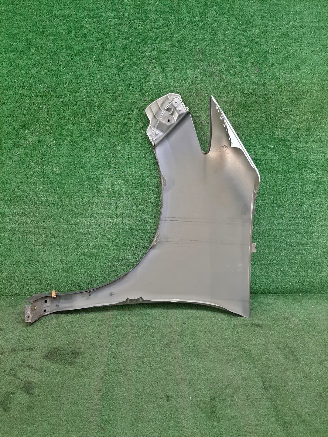Крыло правое переднее TOYOTA ESTIMA GSR55W, ACR50W, GSR50W, AHR20W, ACR55W 90614 2 ракурс