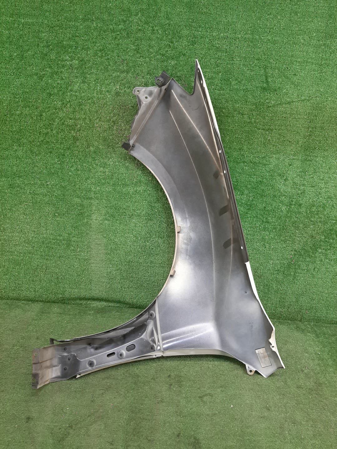 Крыло правое переднее SUBARU IMPREZA WRX STI GRF 90670 2 ракурс