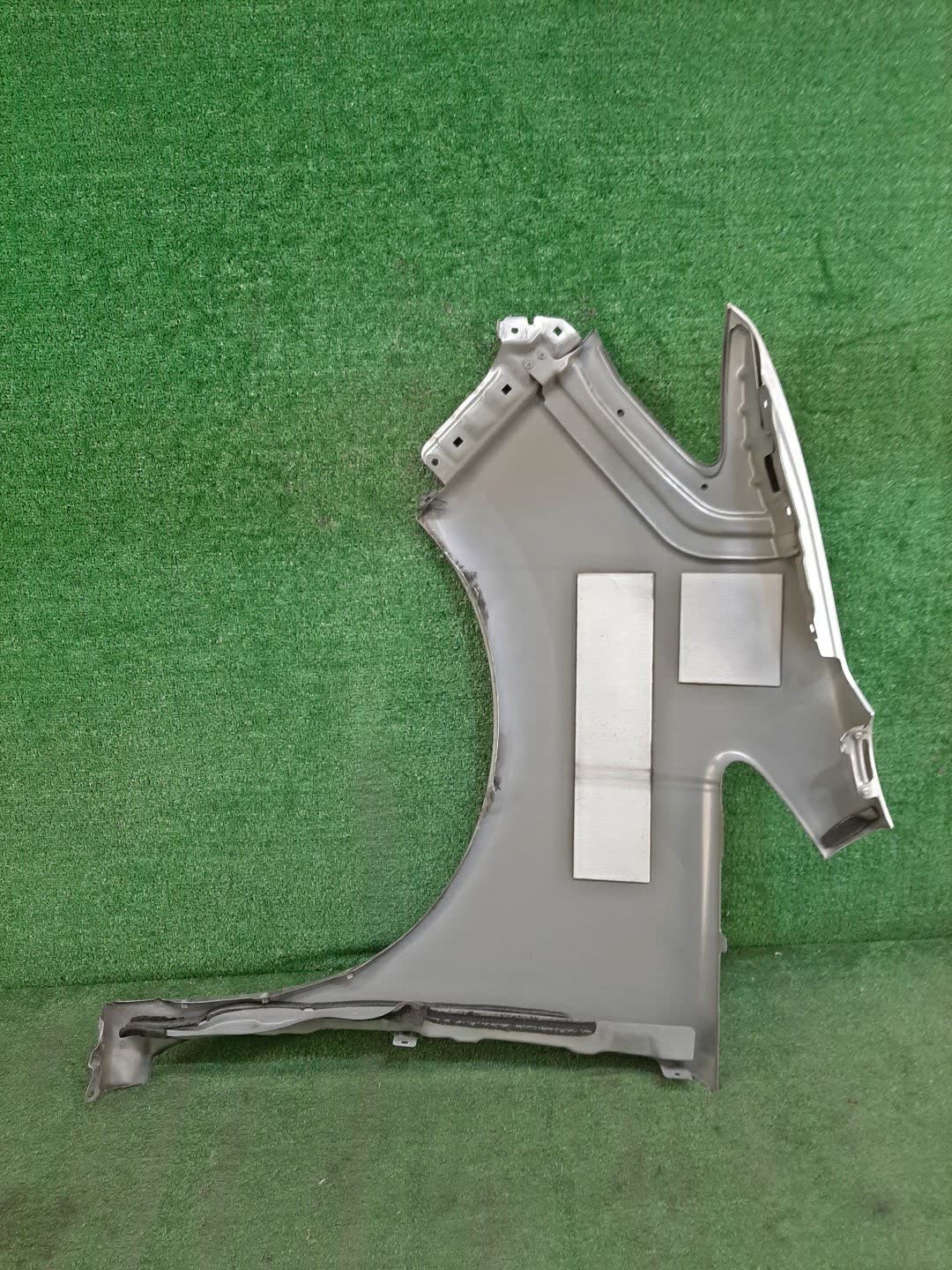 Крыло правое переднее NISSAN SERENA C26 90837 3 ракурс