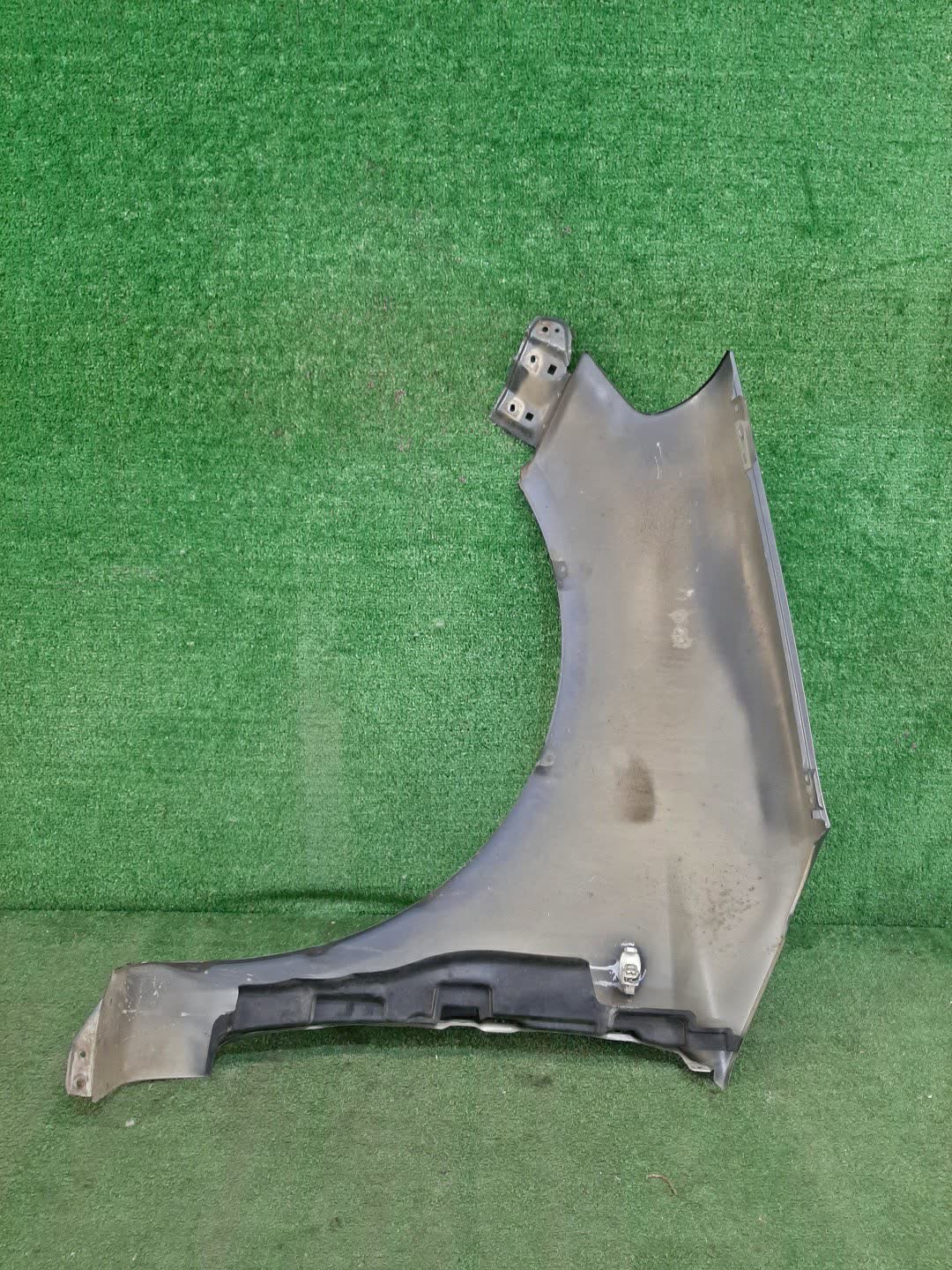 Крыло правое переднее SUZUKI SX4 YB11S 91562 4 ракурс