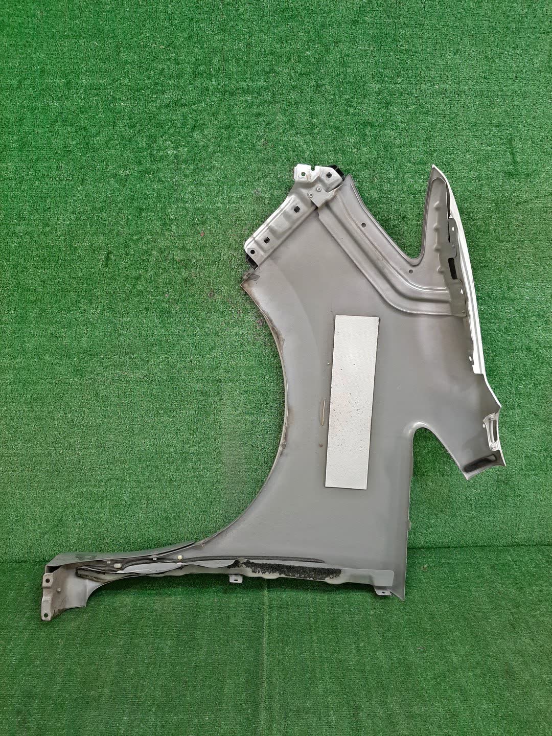 Крыло правое переднее NISSAN SERENA HC26 92100 4 ракурс