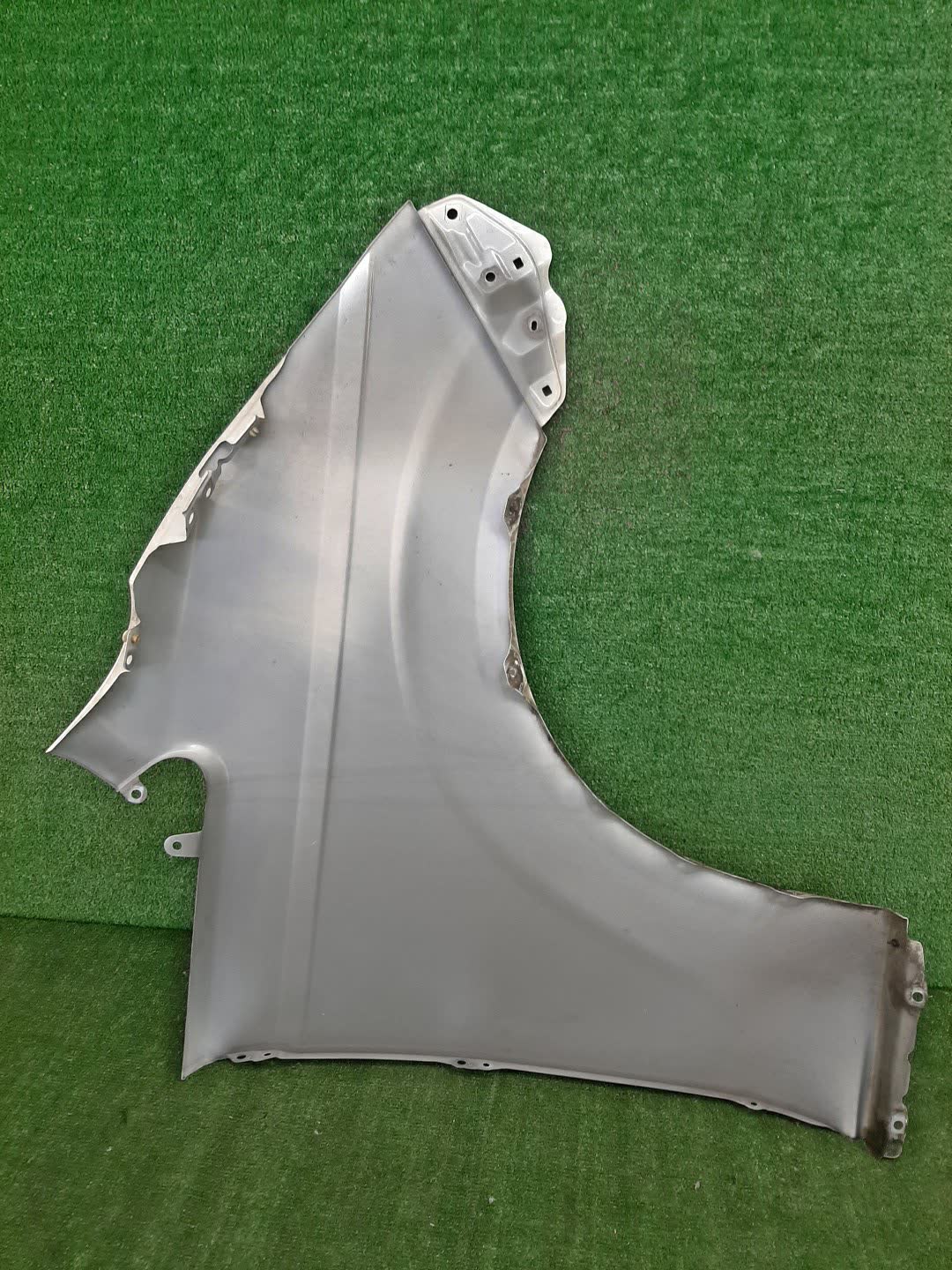 Крыло левое переднее TOYOTA SPADE NCP141, NSP140, NSP141, NCP145 92927 4 ракурс