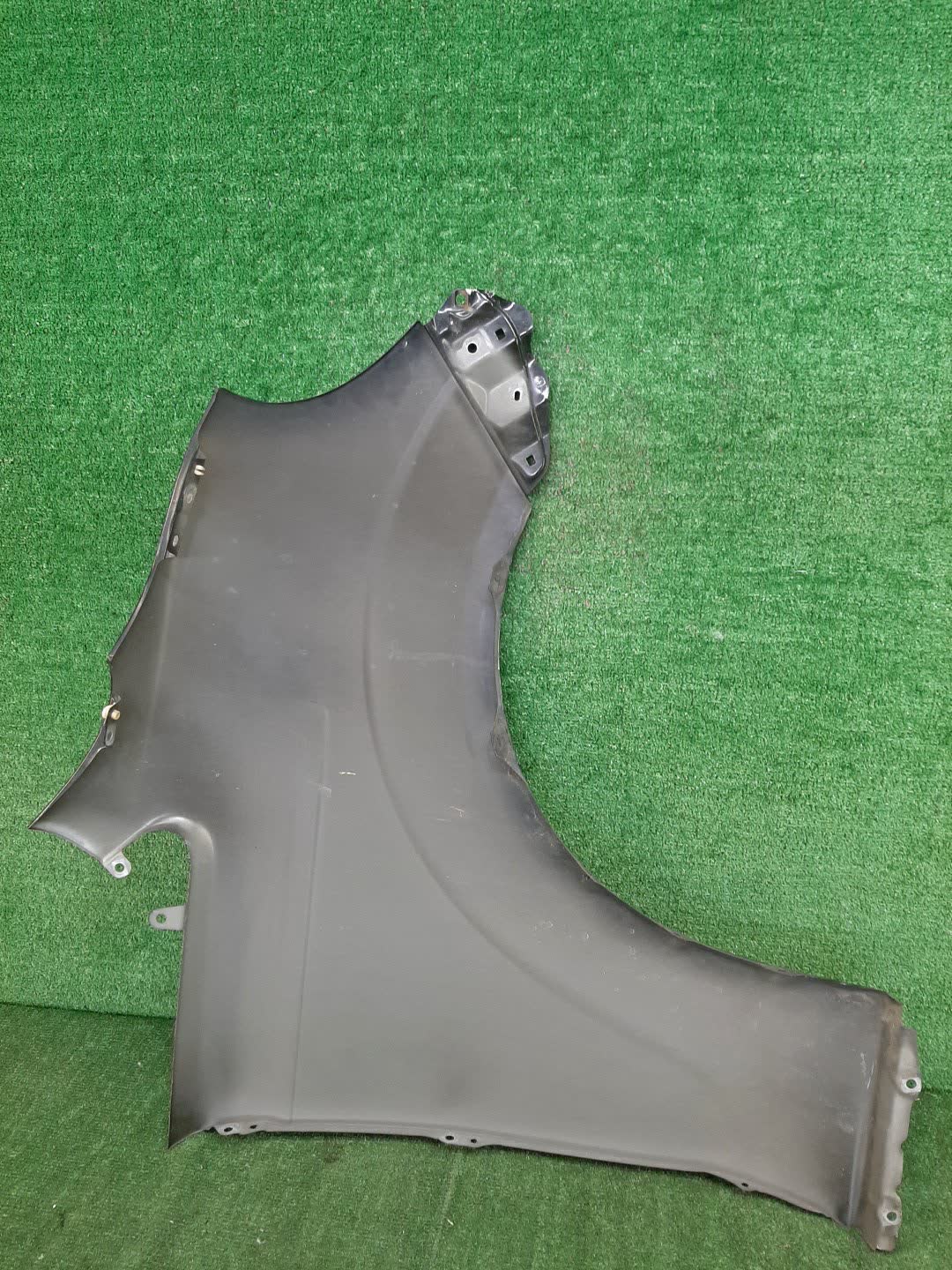 Крыло левое переднее TOYOTA PORTE NCP141, NSP140, NSP141, NCP145 92942 3 ракурс