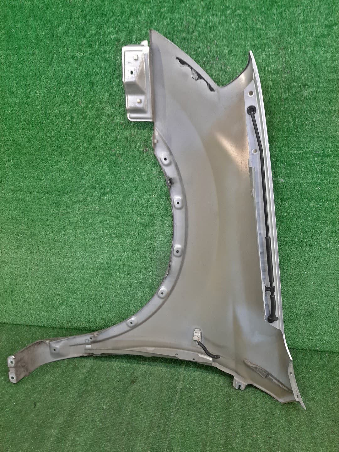 Крыло правое переднее NISSAN DUALIS J10, KNJ10, KJ10, NJ10 92960 4 ракурс