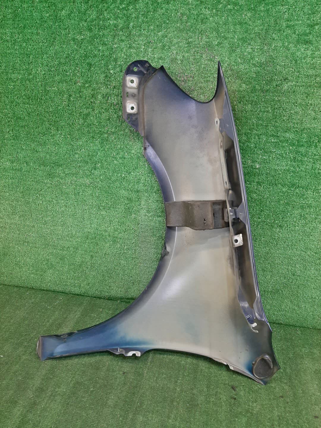 Крыло правое переднее VOLKSWAGEN GOLF 5K1, MK6, AJ5 1K9821022 4 ракурс