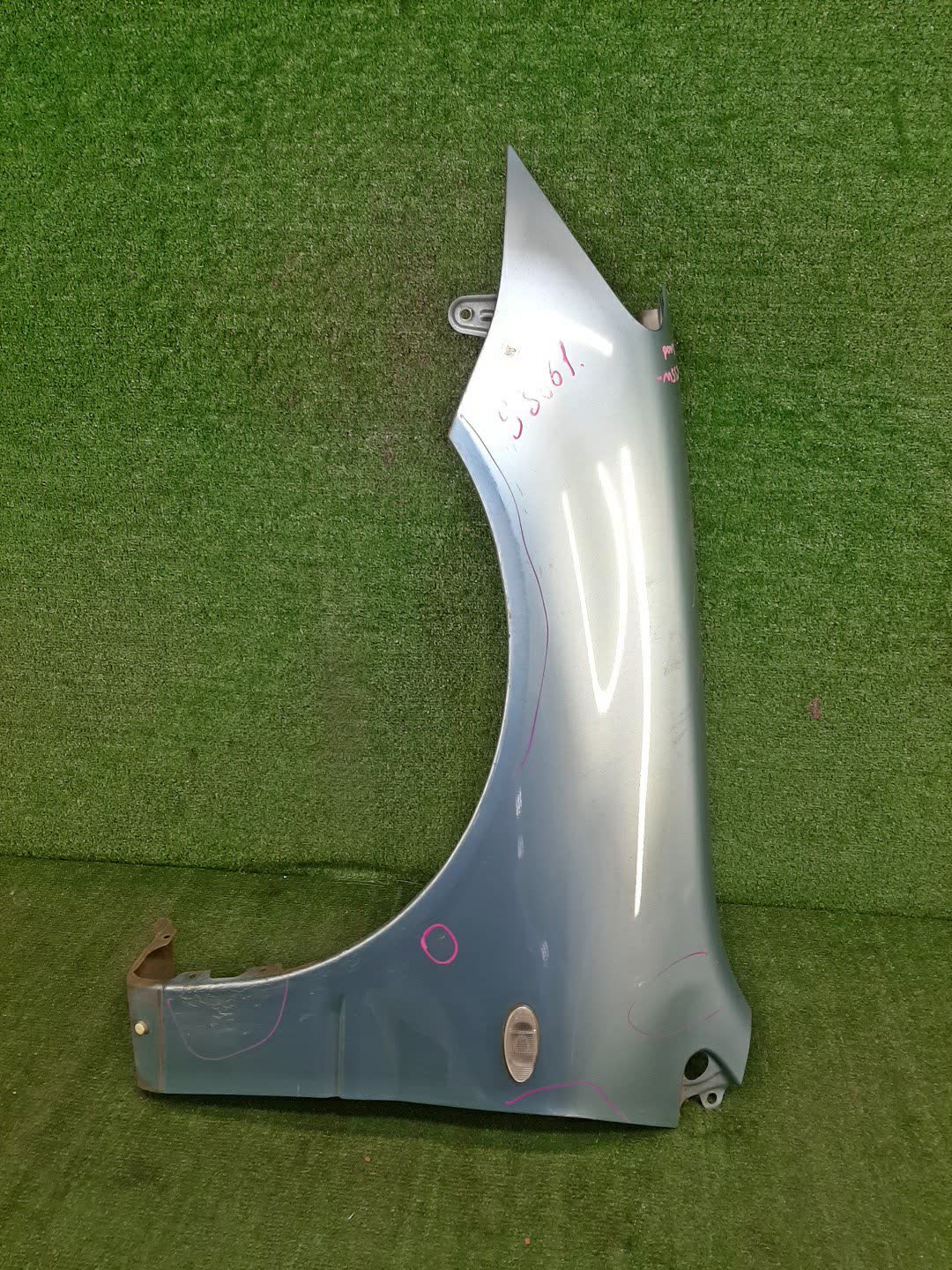 Крыло левое переднее MITSUBISHI LANCER CEDIA, LANCER CS2A, CS5W, CS5A, CS3W, CS9W, CS9A, CS1A, CS2W, CS2V, CS3A, CS6A 93661 1 ракурс