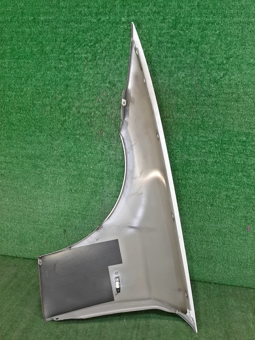 Крыло правое переднее BMW 3-Series, 335xi, 320i, 318i, 325xi, 325i E90, E91 94260 3 ракурс