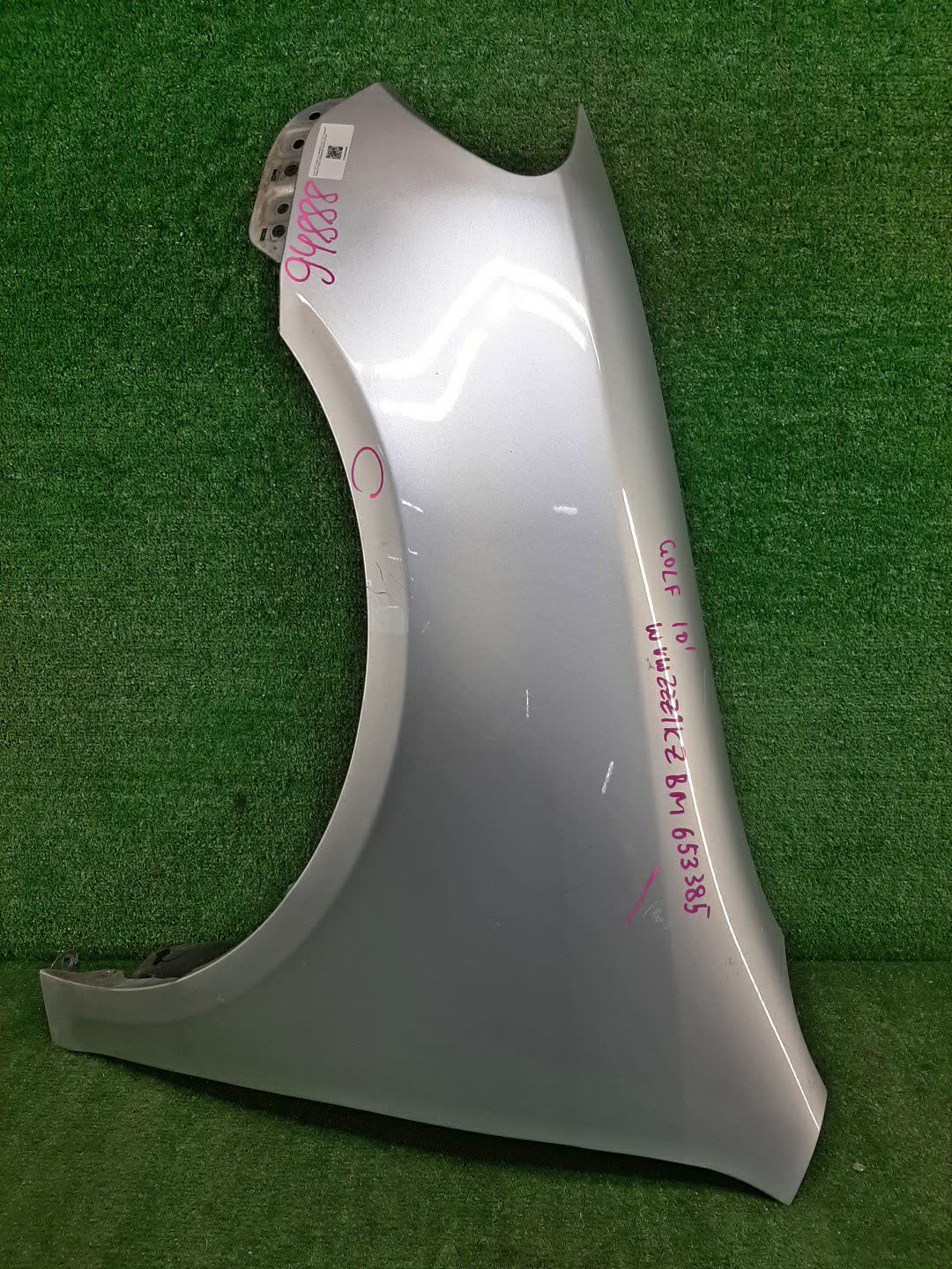Крыло левое переднее VOLKSWAGEN GOLF 5K1, MK6, AJ5 1K9821021 1 ракурс