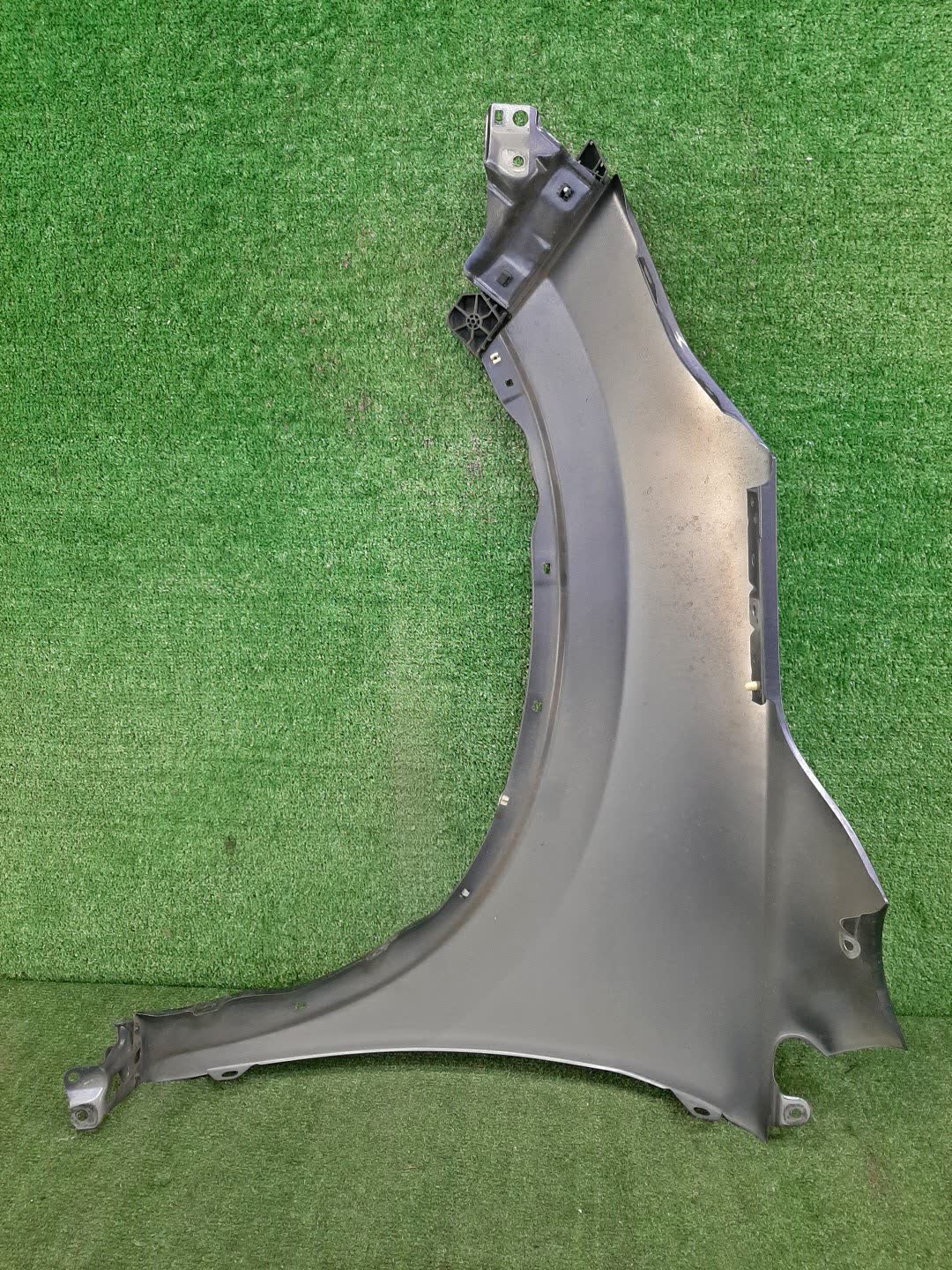 Крыло правое переднее HONDA CR-V RM4 95201 2 ракурс
