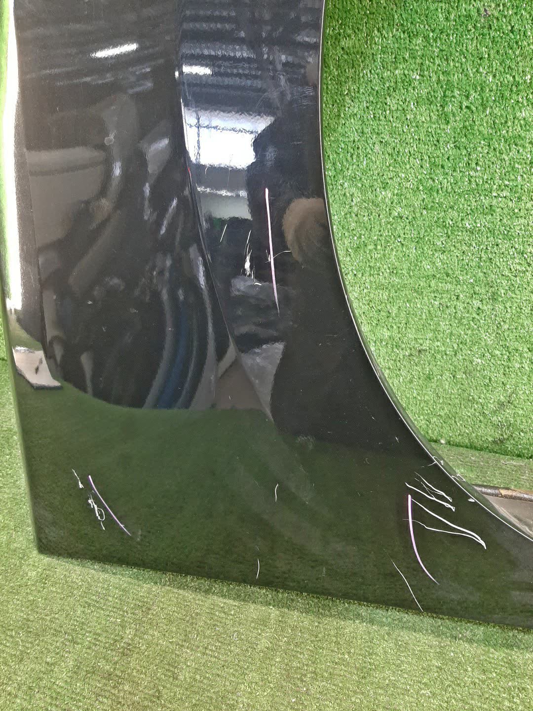Крыло правое переднее NISSAN SERENA C26 95286 2 ракурс