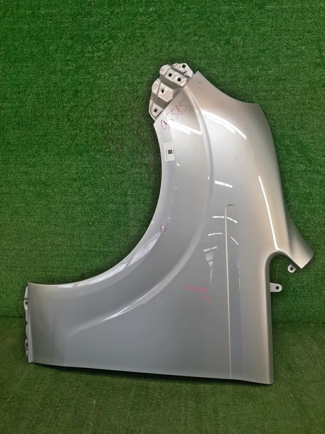 Крыло левое переднее TOYOTA PORTE NCP141, NSP140, NSP141, NCP145 95585 1 ракурс