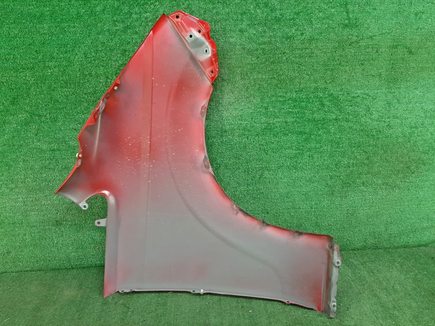 Крыло левое переднее TOYOTA SPADE NCP141, NSP140, NSP141, NCP145 95876 3 ракурс