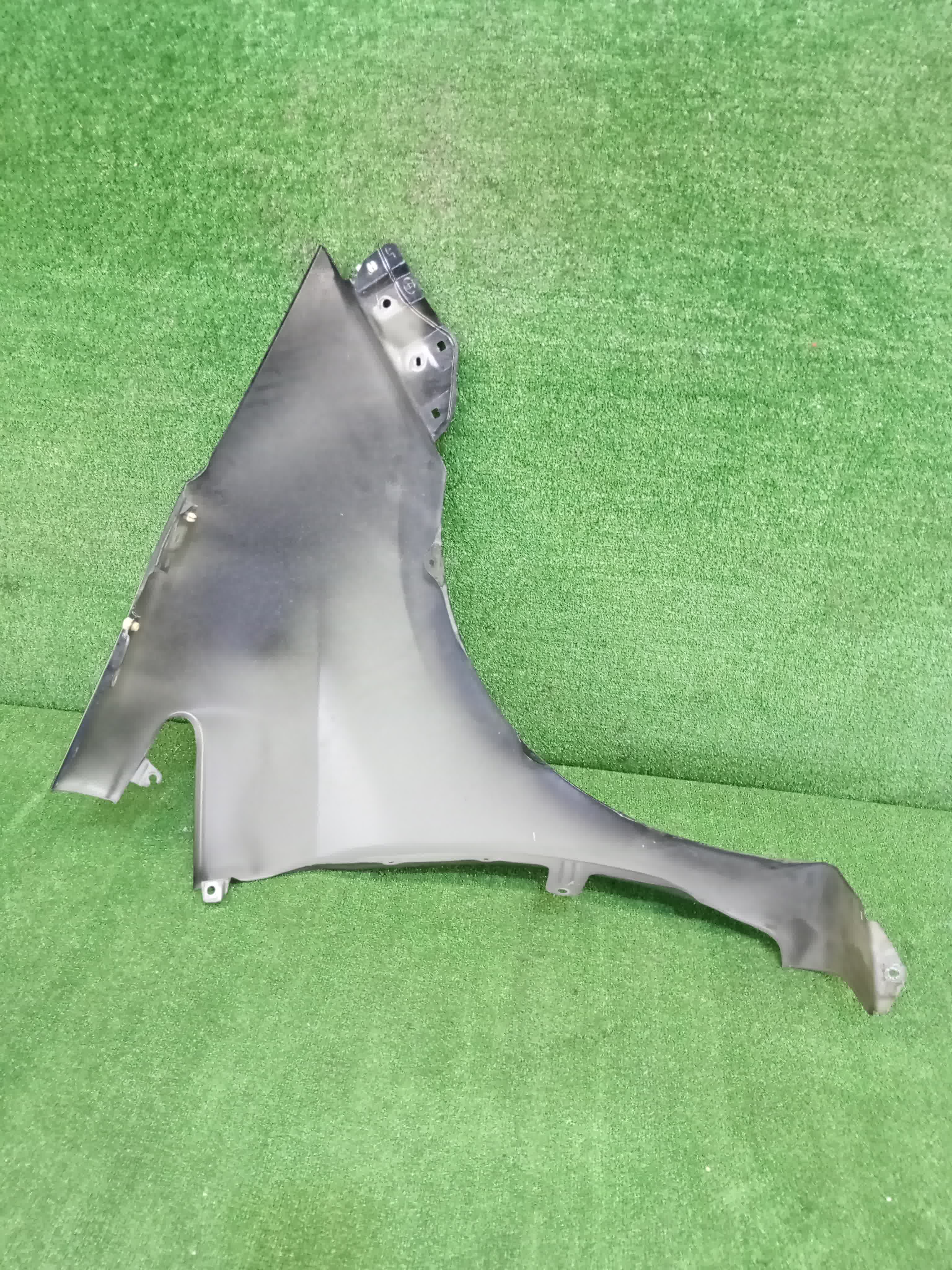 Крыло левое переднее TOYOTA RACTIS NCP120, NCP122, NCP125, NSP120, NSP122 96464 4 ракурс