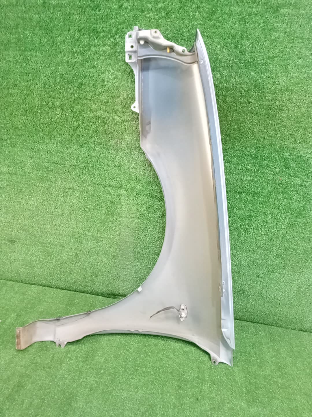 Крыло правое переднее SUBARU IMPREZA WRX, IMPREZA GDA, GGA, GDD, GG2, GG9, GGD, GG3, GGC, GD3, GD2, GD9 96504 4 ракурс