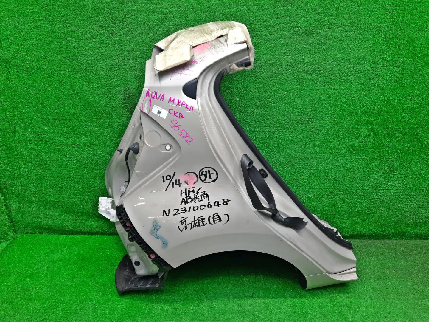 Крыло правое заднее TOYOTA AQUA MXPK10, MXPK11, MXPK15, MXPK16 96582 1 ракурс