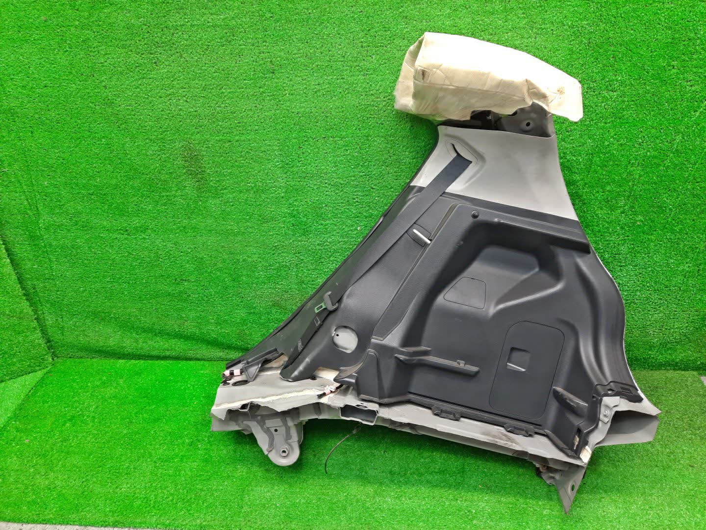 Крыло правое заднее TOYOTA AQUA MXPK10, MXPK11, MXPK15, MXPK16 96582 4 ракурс