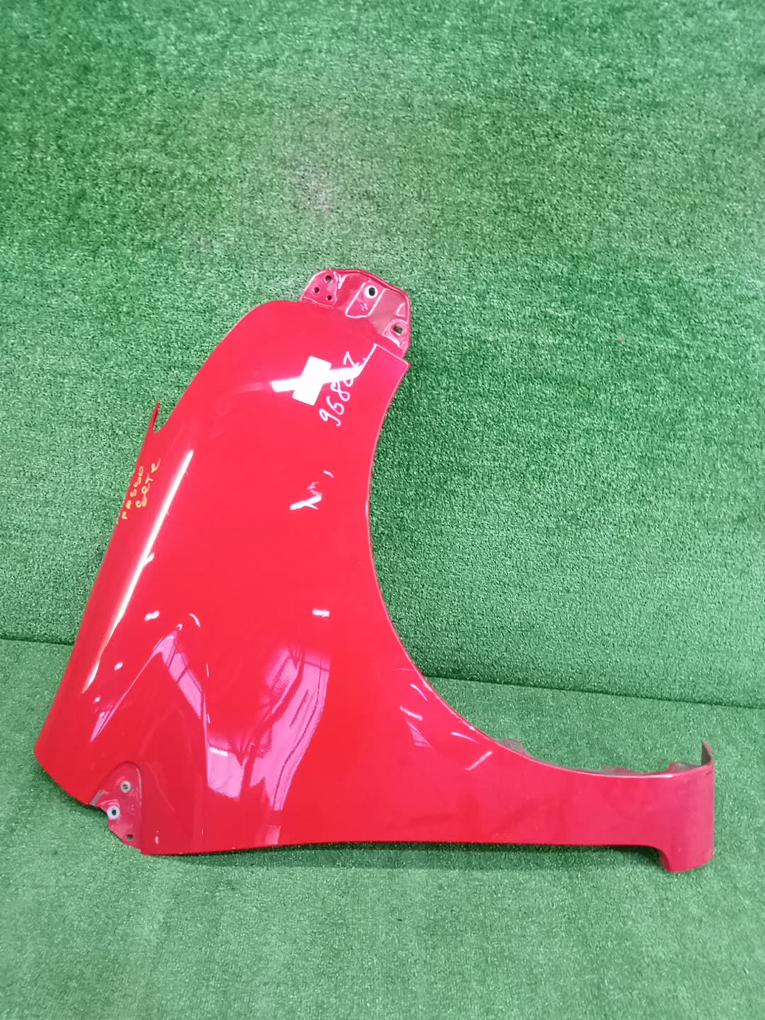 Крыло правое переднее TOYOTA PASSO SETTE M502E 96867 1 ракурс