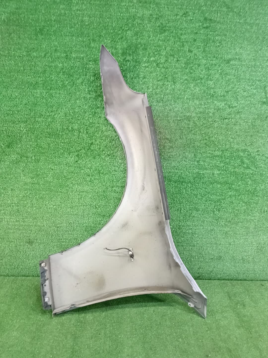 Крыло правое переднее BMW 5-Series, 530i, 540i, 520i, 523i, 525i, 530xi, 545i, 550i, 525xi E61, E60 97110 4 ракурс
