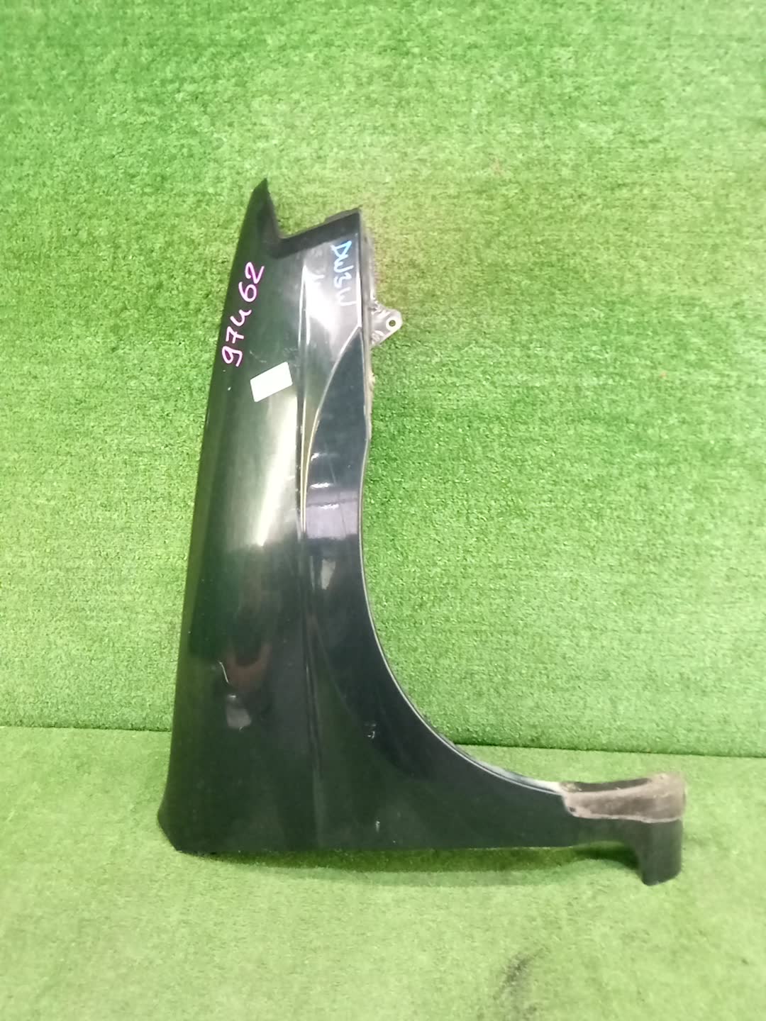 Крыло правое переднее MAZDA DEMIO DW3W, DW5W 97462 1 ракурс