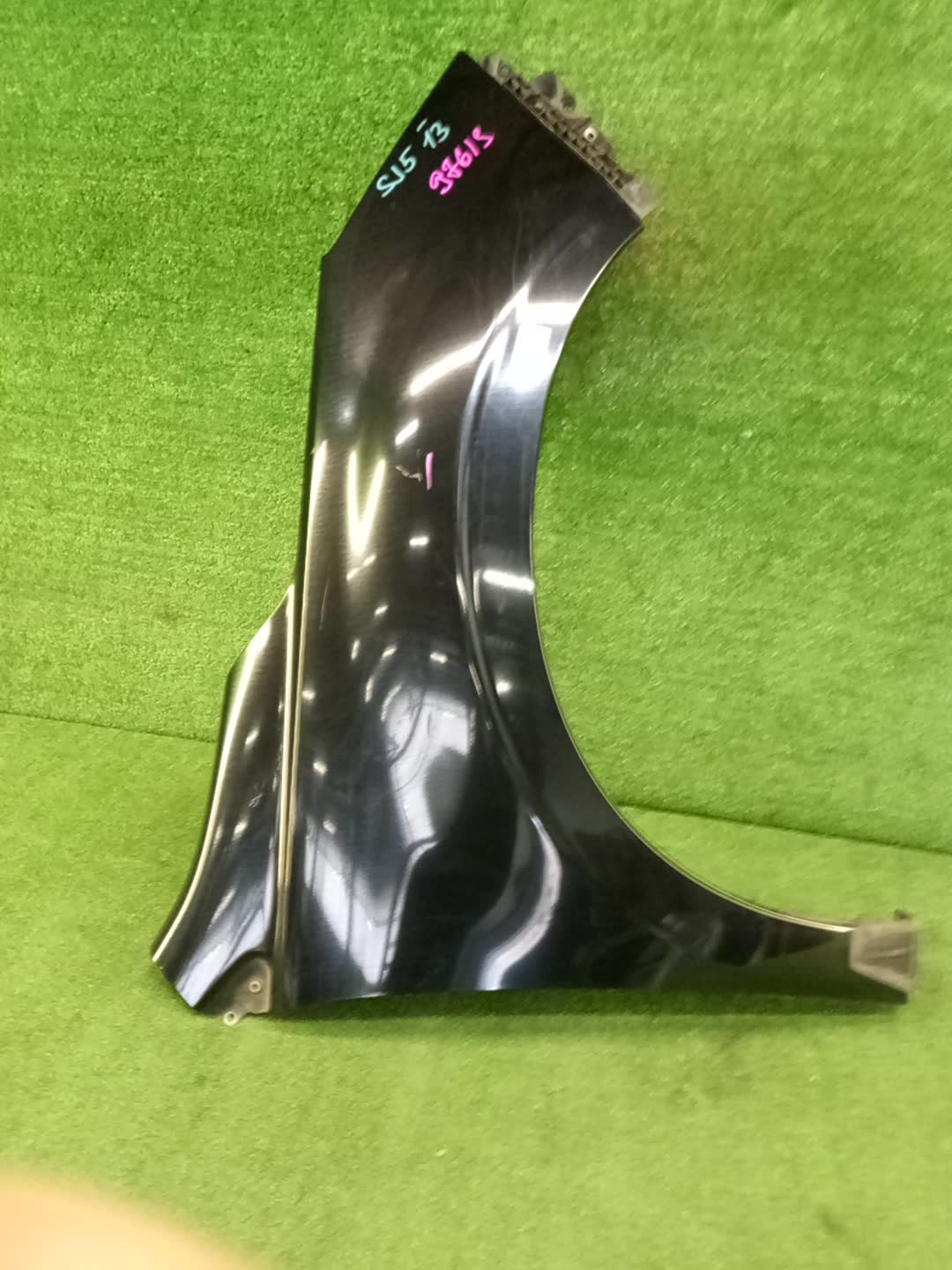 Крыло правое переднее SUBARU FORESTER SJ9, SJ5, SJG 97613 4 ракурс