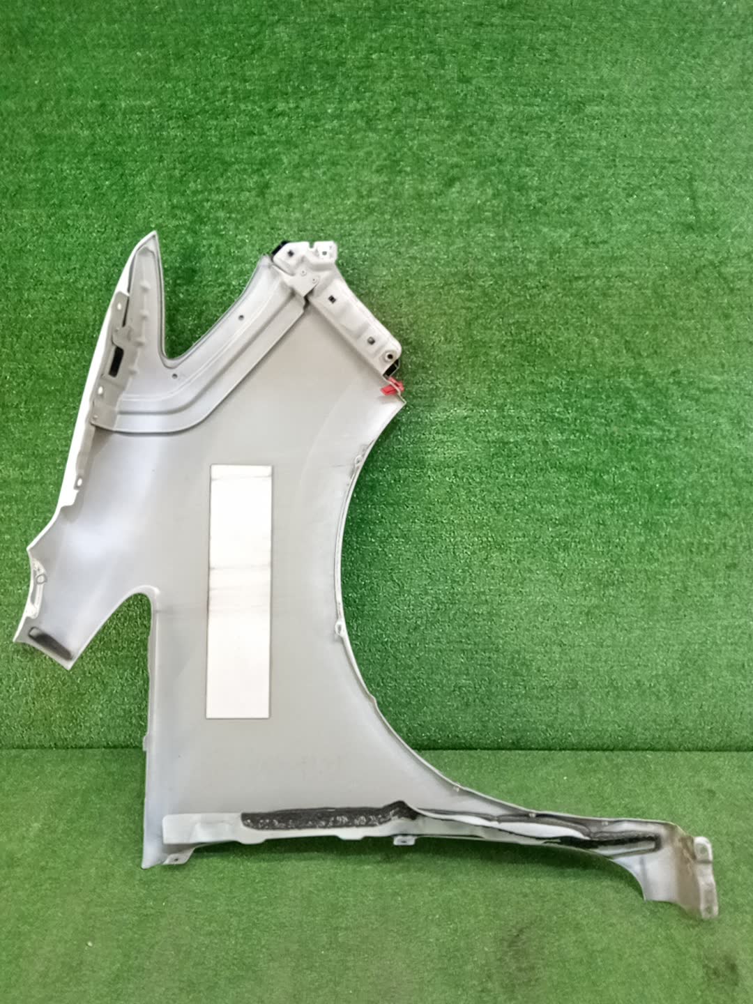 Крыло левое переднее NISSAN SERENA C26 97667 4 ракурс