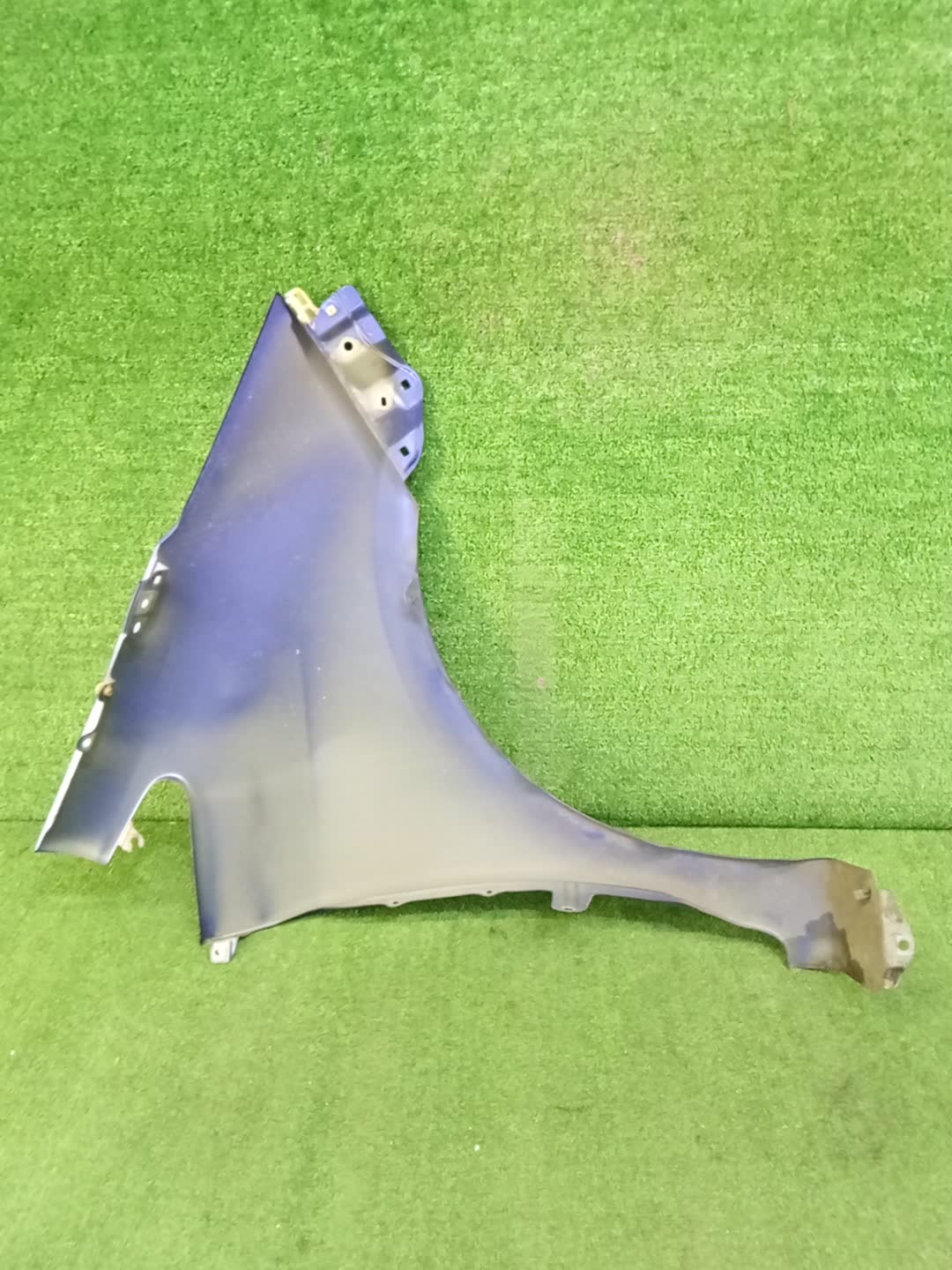 Крыло левое переднее TOYOTA RACTIS NCP120, NCP122, NCP125, NSP120, NSP122 97817 5 ракурс