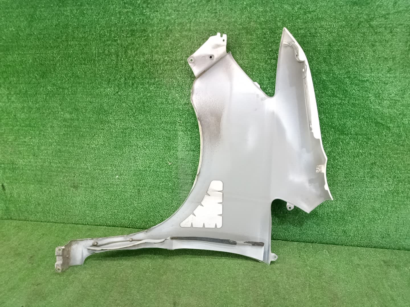 Крыло правое переднее NISSAN SERENA C25 98092 4 ракурс