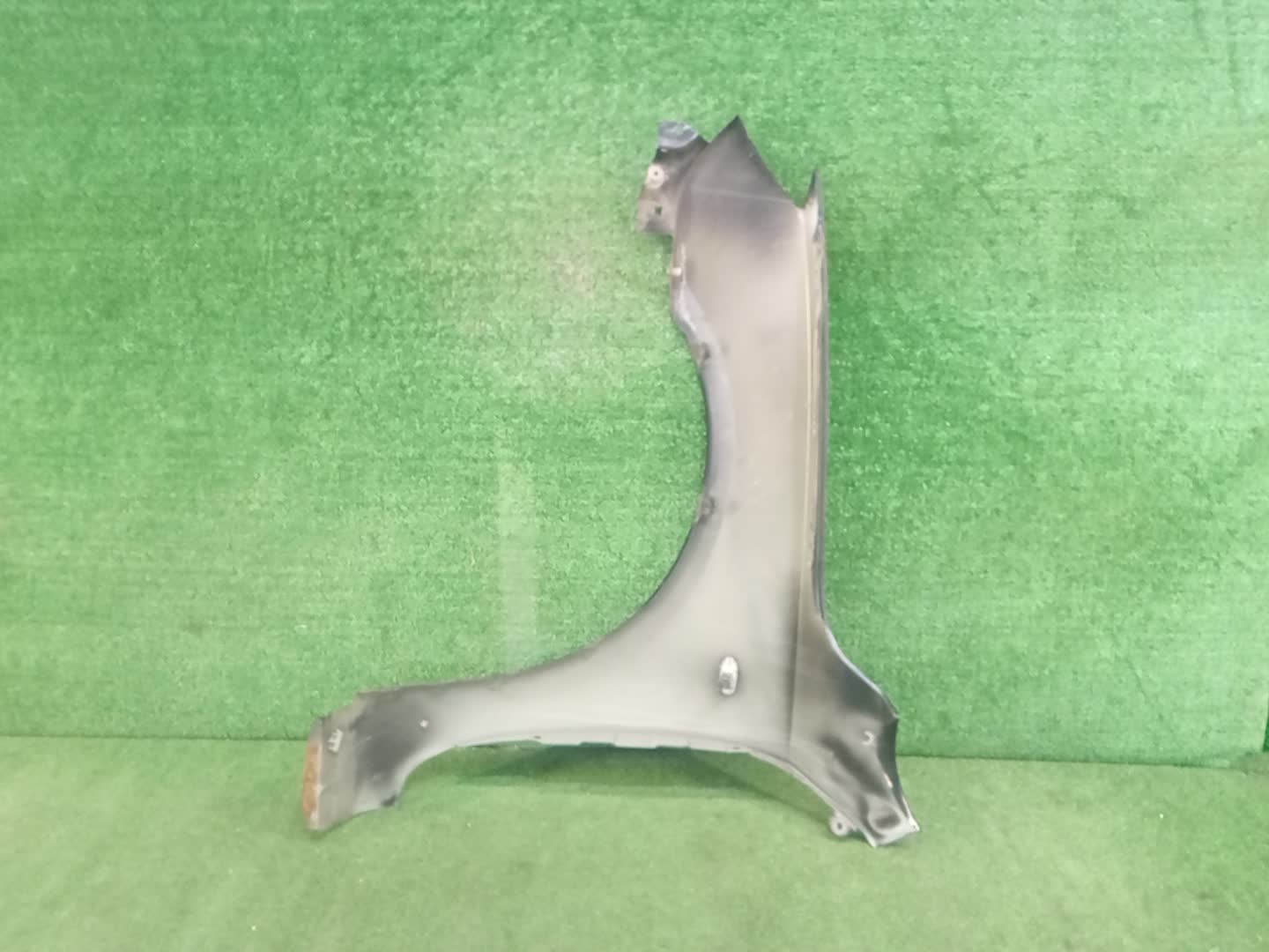 Крыло правое переднее MAZDA AXELA, MAZDA 3, 3 BK5P, BK3P, BKEP, BK WAGON 3 ракурс