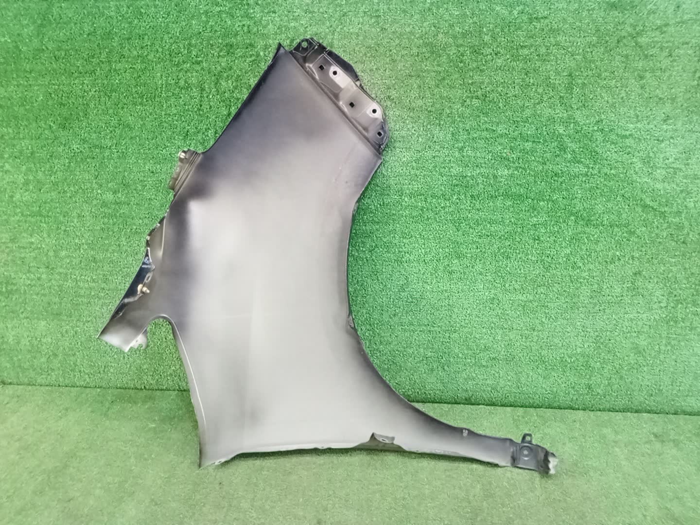 Крыло левое переднее TOYOTA NOAH, ESQUIRE ZWR80G, ZRR85W, ZRR80W, ZWR80W, ZRR80G, ZRR85G 98224 4 ракурс