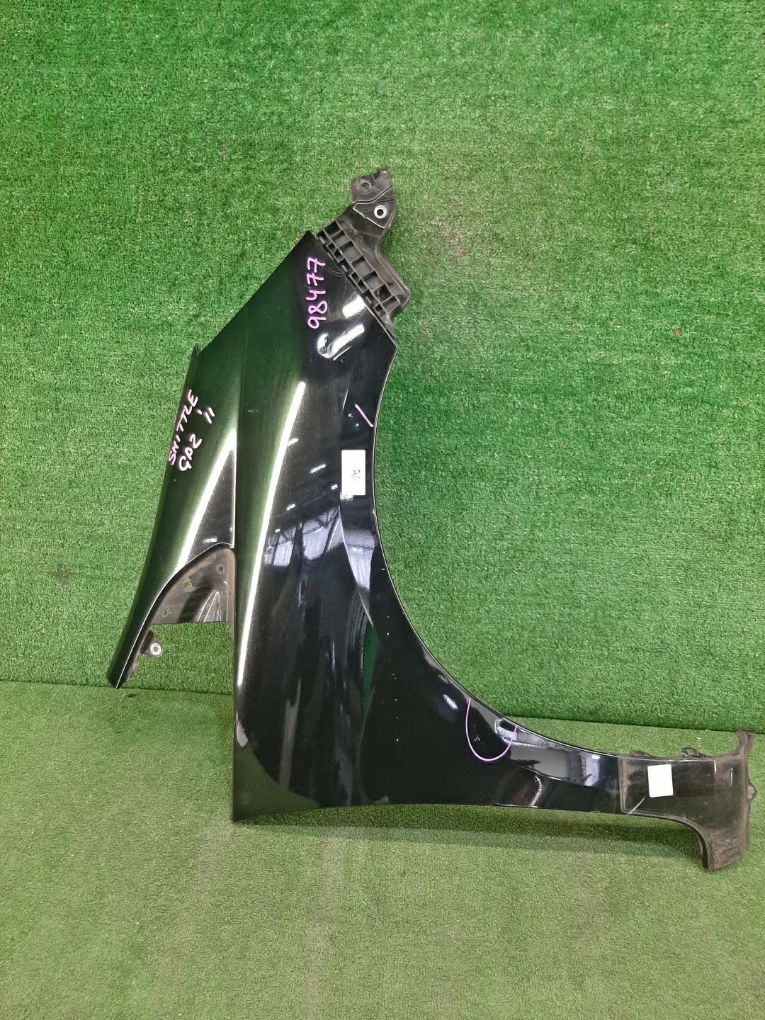 Крыло правое переднее HONDA FIT SHUTTLE GG7, GG8, GP2 98477 1 ракурс