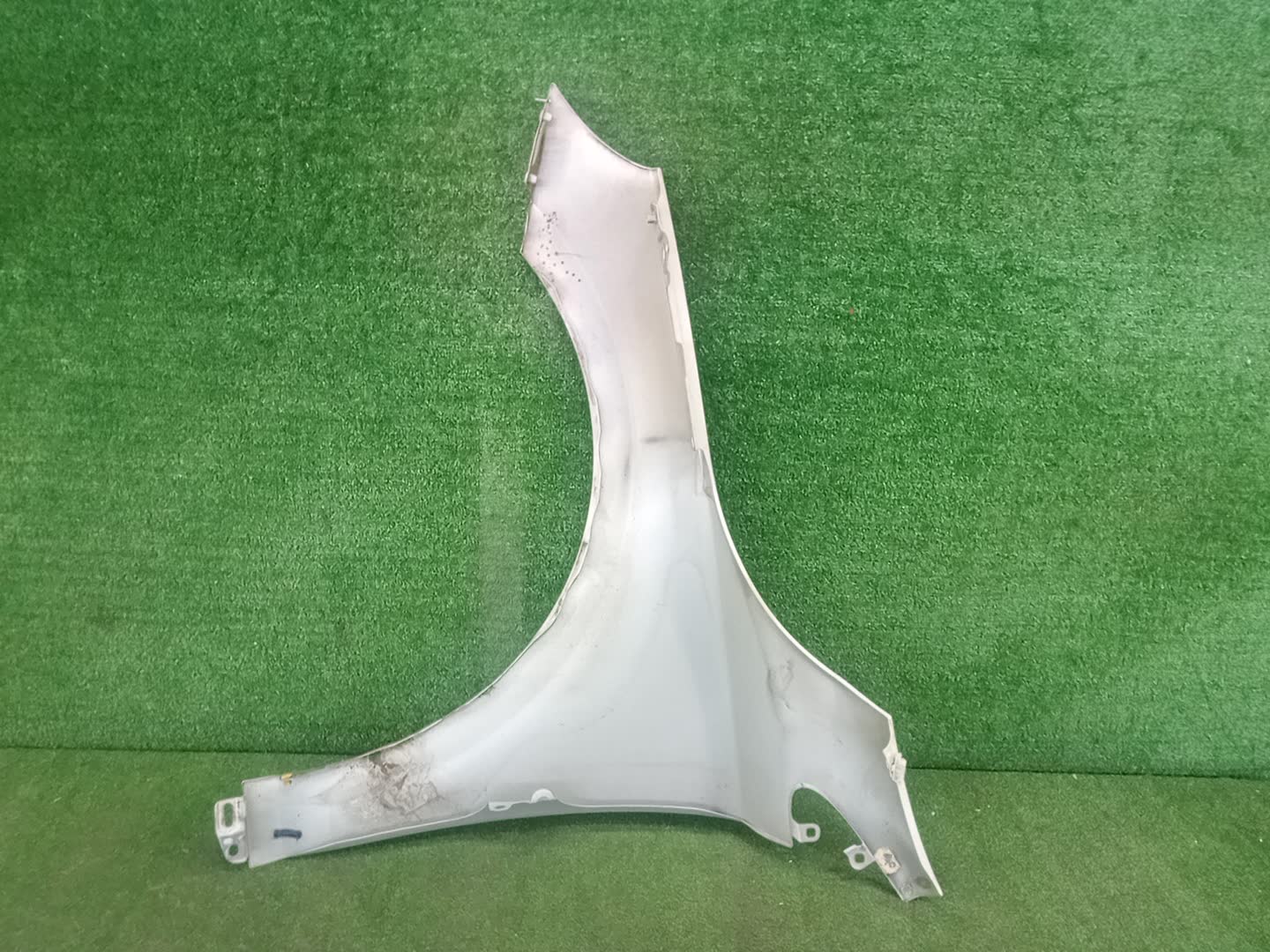 Крыло правое переднее VOLVO V40 MZ63, MV, MV48 98859 2 ракурс