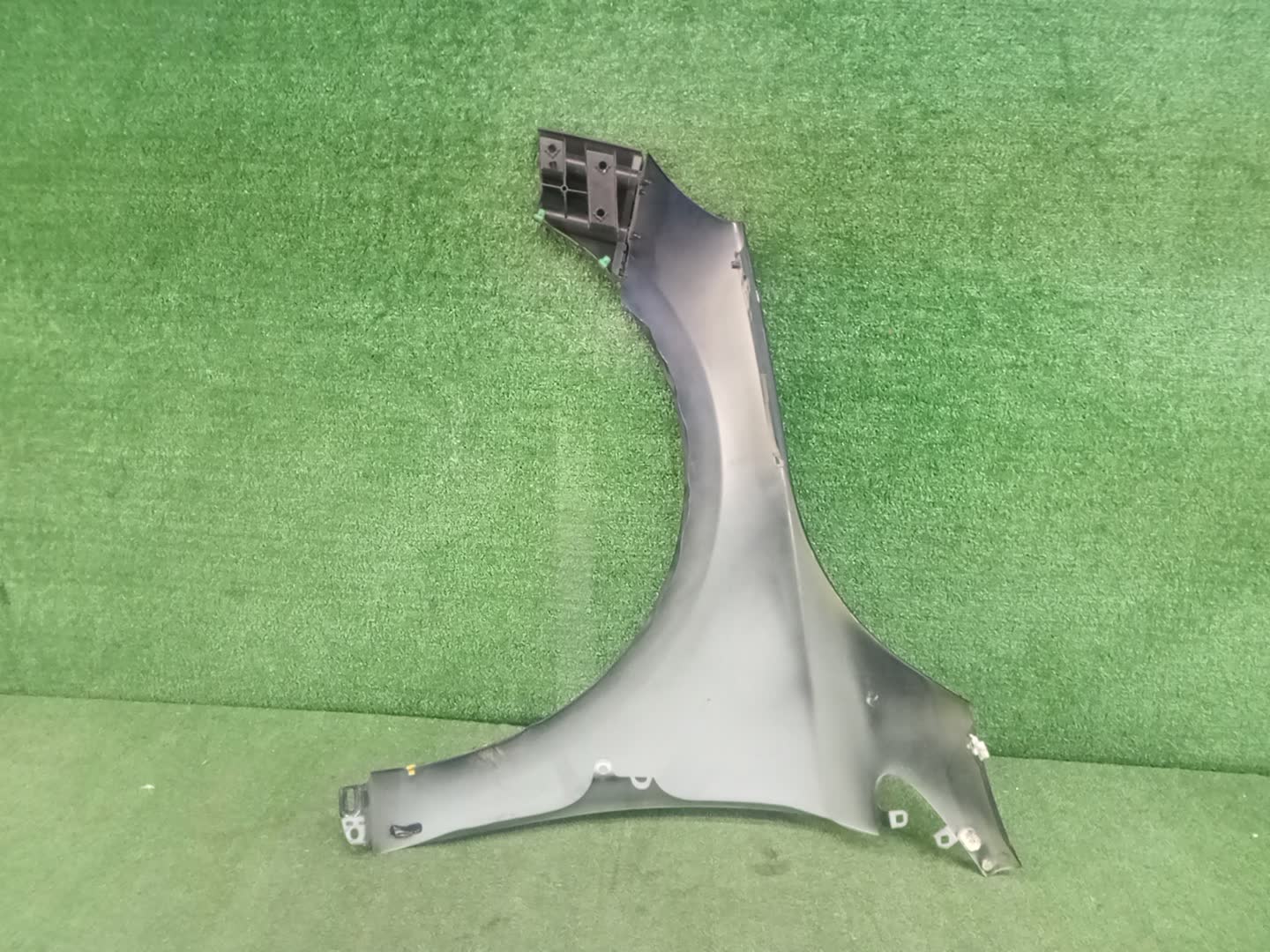 Крыло правое переднее VOLVO V40 MZ63, MV, MV48 98885 4 ракурс