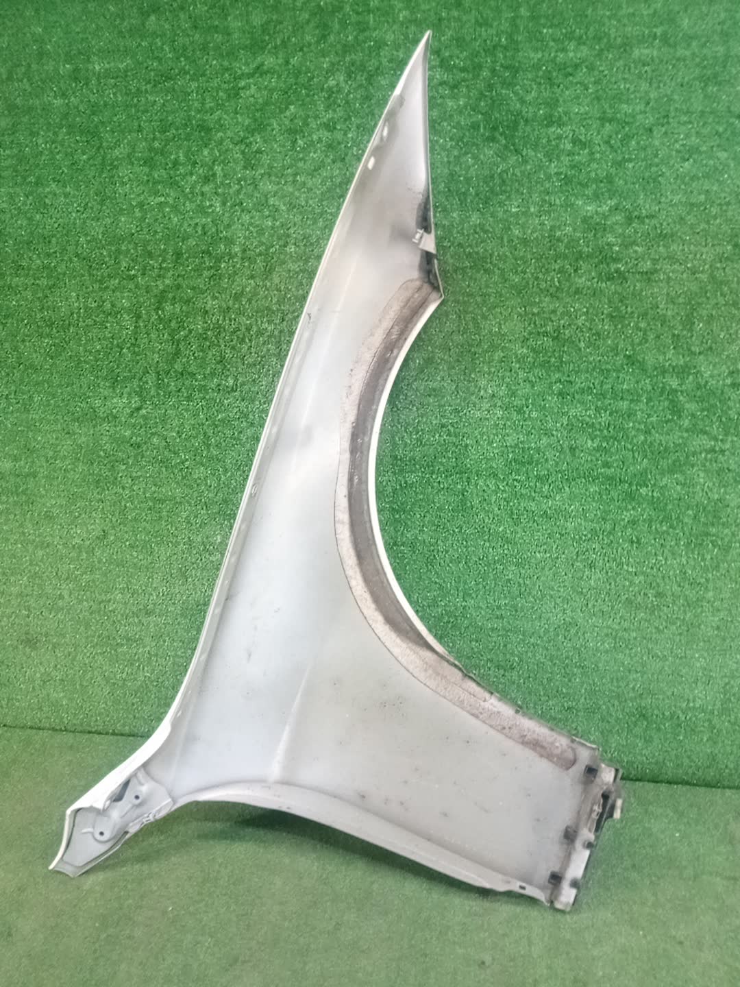 Крыло левое переднее BMW 320d, 335i, 318d, 330d, 335d, 316d, 3-Series, 328i, 320i, 316i F30, F31 99233 3 ракурс