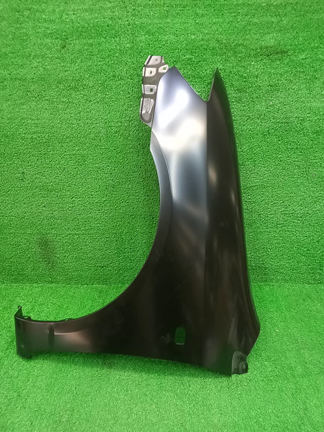 Крыло левое переднее TOYOTA COROLLA FIELDER NZE121G 53812-1H100 1 ракурс