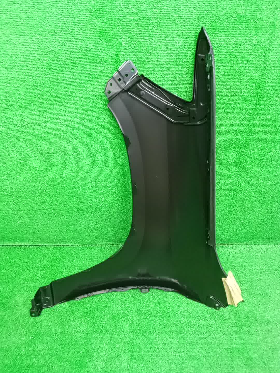 Крыло правое переднее TOYOTA LAND CRUISER URJ202 53801-60D50 2 ракурс