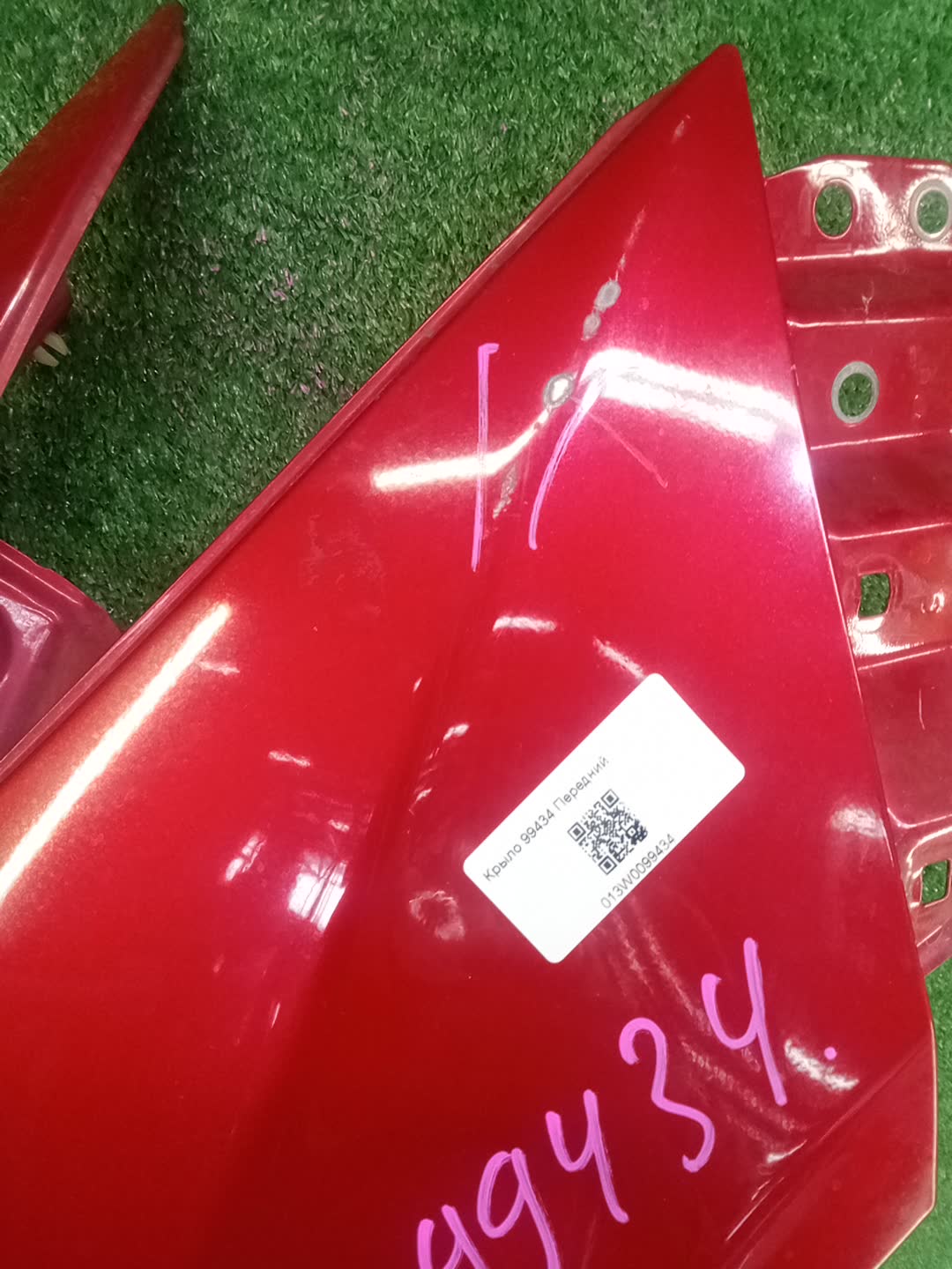 Крыло правое переднее TOYOTA PRIUS ZVW30 99434 3 ракурс