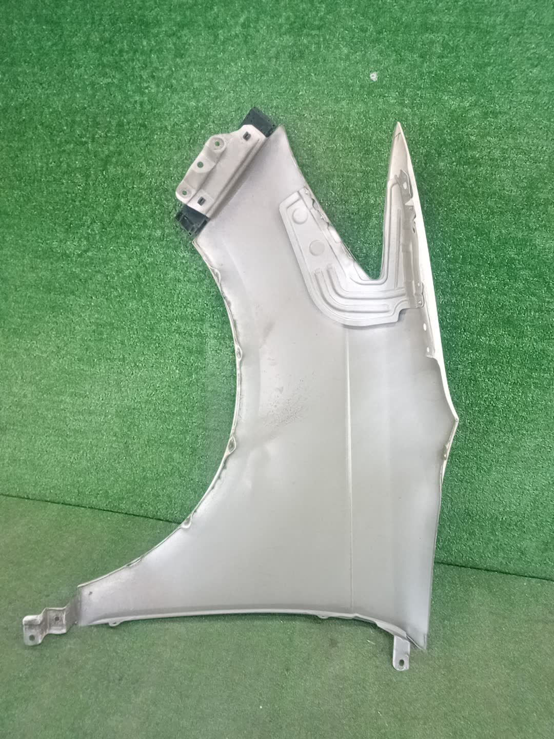 Крыло правое переднее HONDA ELYSION RR1, RR2, RR3 100232 4 ракурс